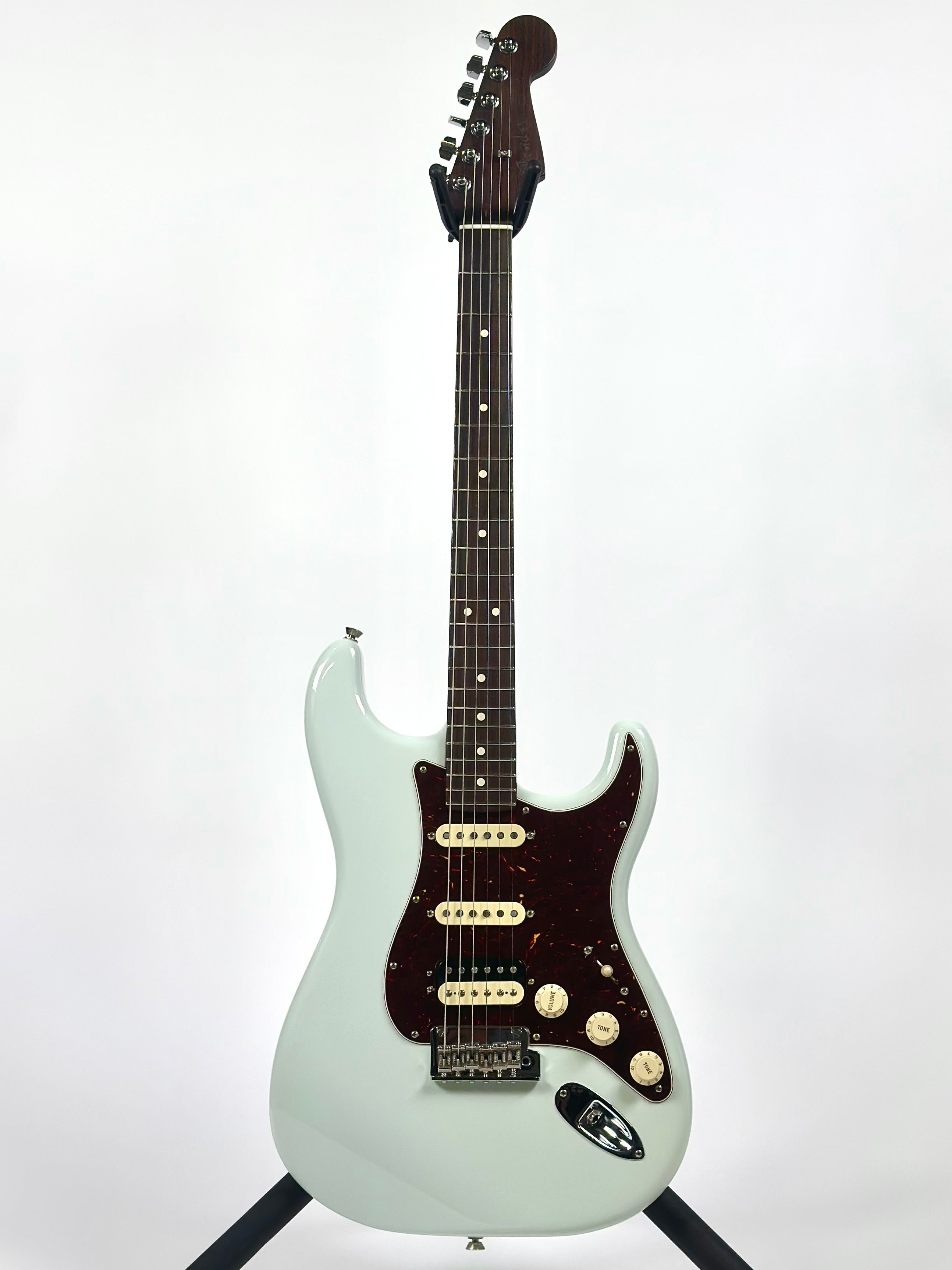 Fender American Professional II Stratocaster HSS LTD, Rosewood Neck, Sonic Blue (Trade In)