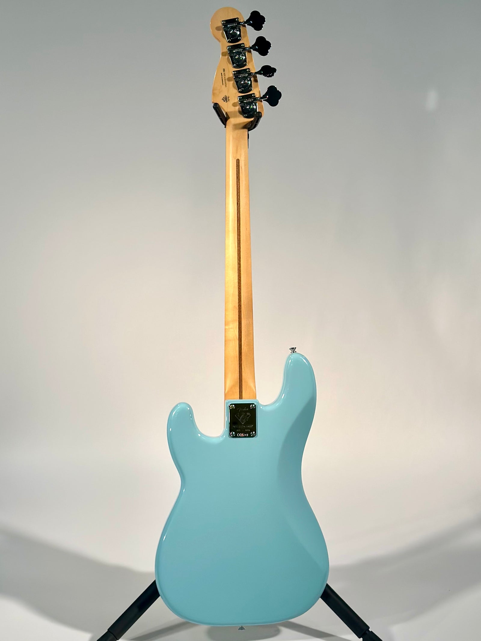 Fender 75th Anniversary Player II Precision Bass, Daphne Blue