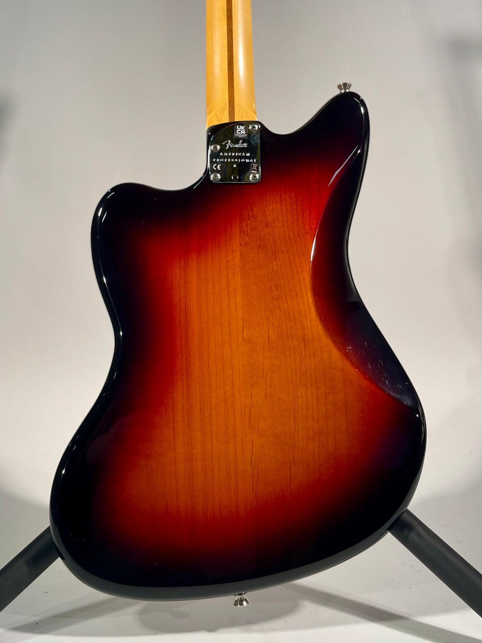 Fender American Professional II Jazzmaster, 3-Colour Sunburst (Floor Model)