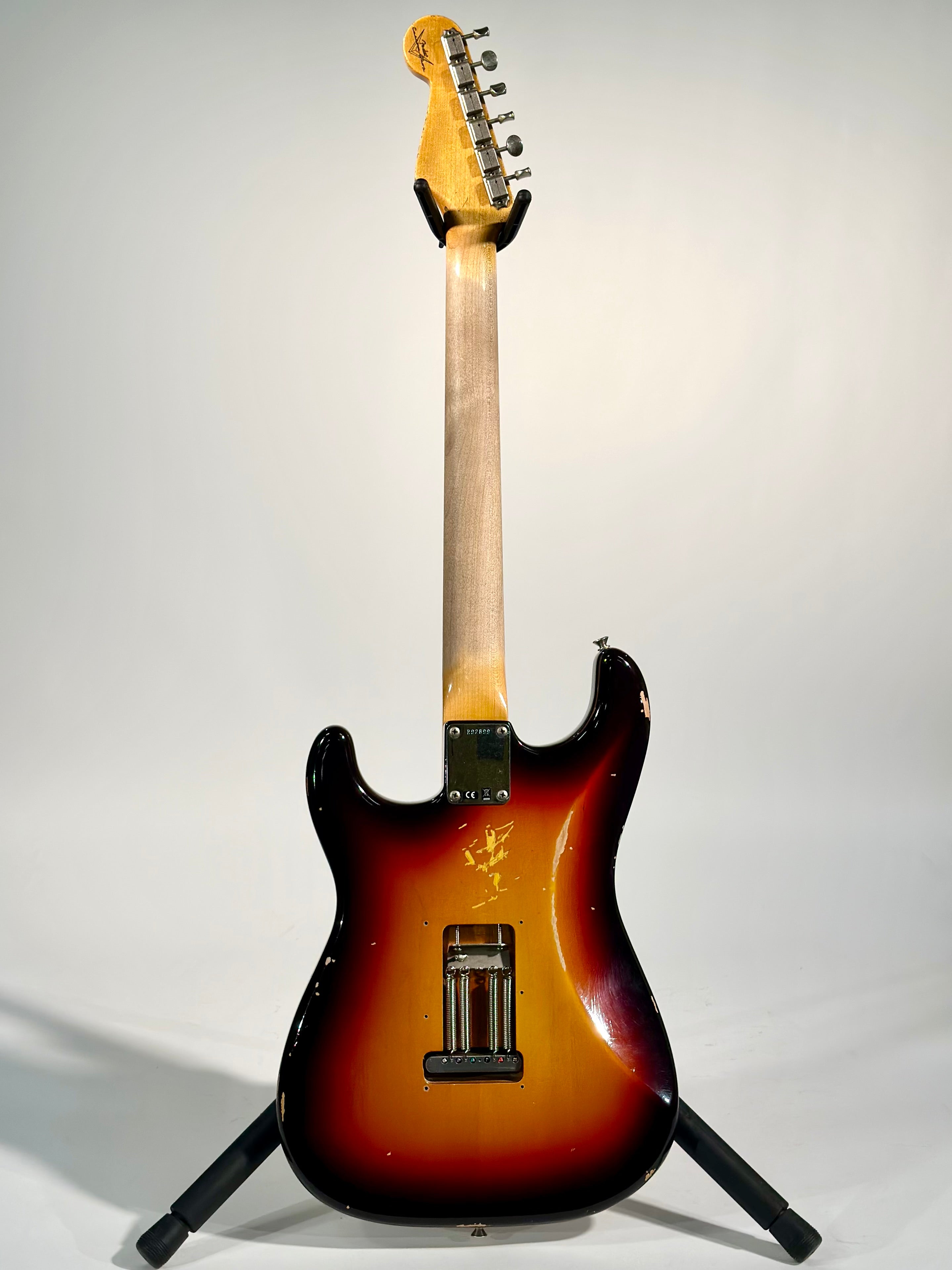 Fender Custom Shop Willcutt "The 63" Stratocaster Relic, 3-Tone Sunburst (Trade In)