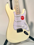 Squier Affinity Stratocaster, Olympic White