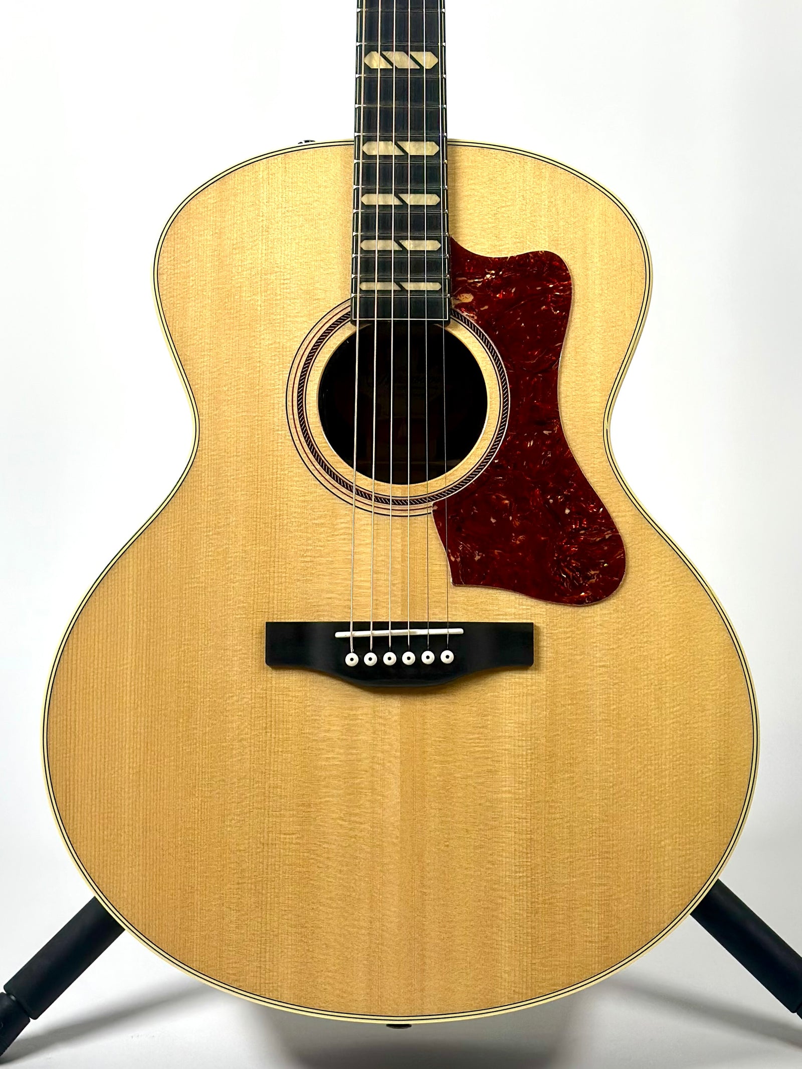 Norman ST68 Mini Jumbo, Natural HG, Anthem