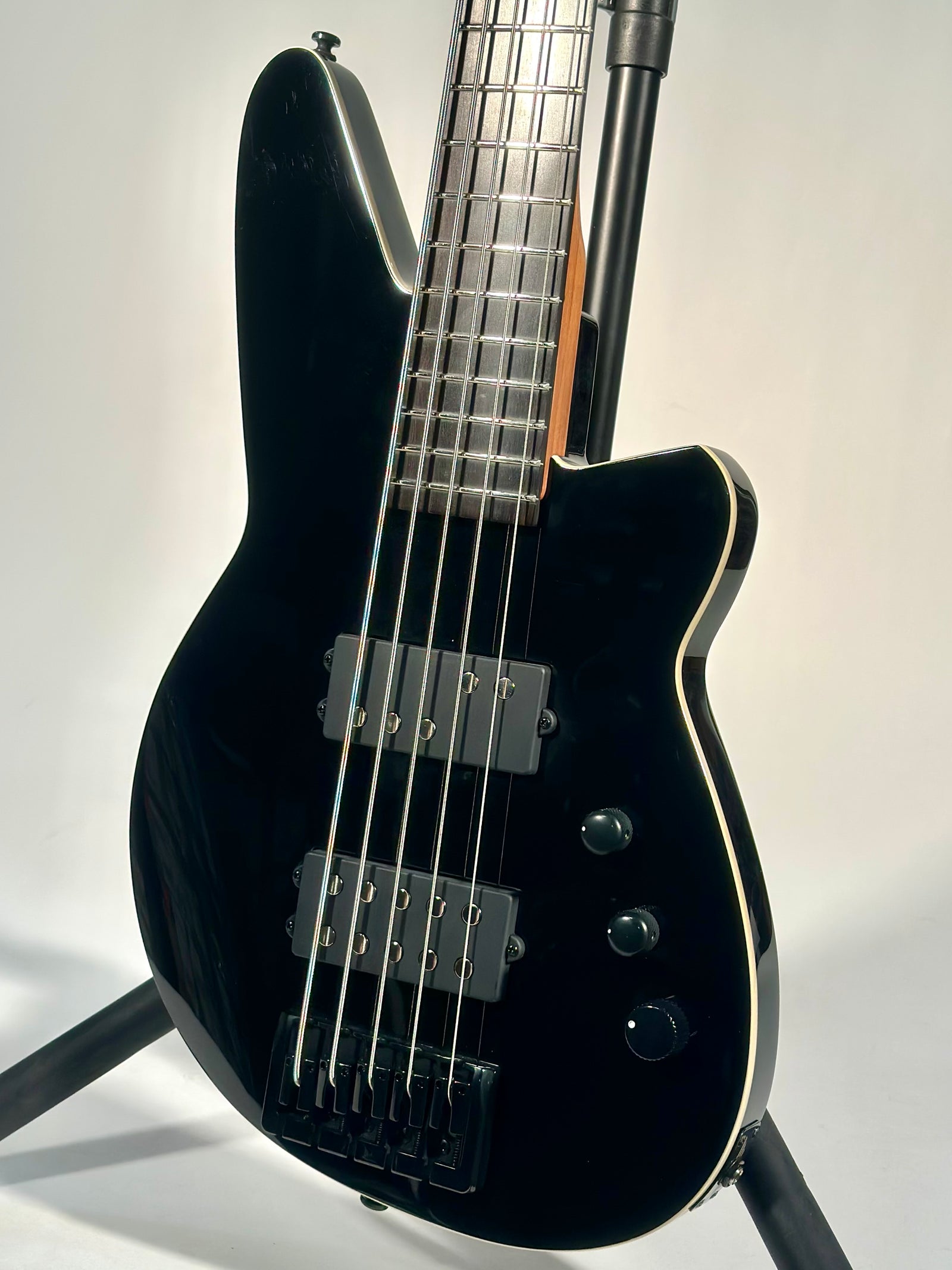Reverend Mercalli 5, Blackout