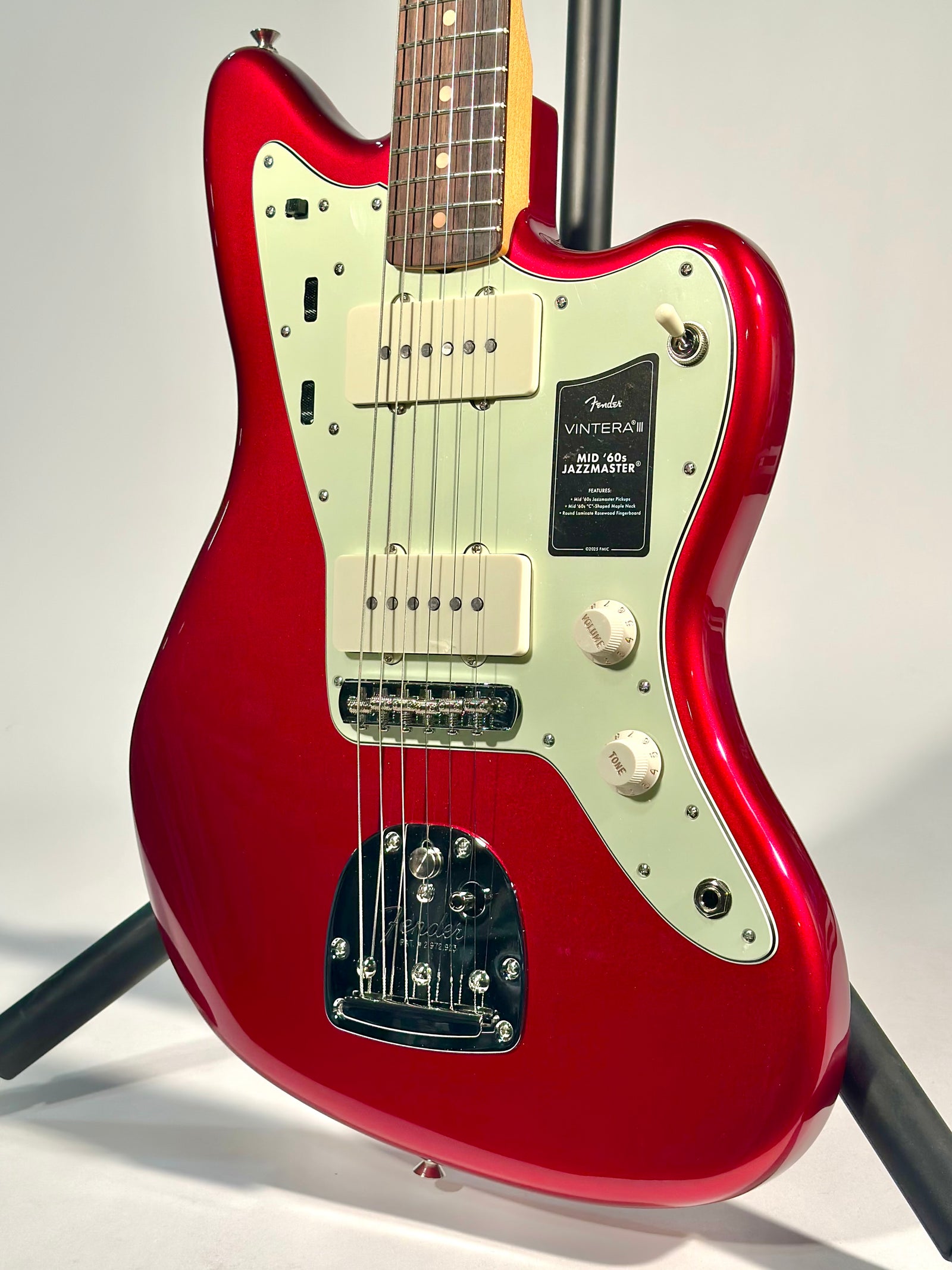 Fender Vintera III Mid '60s Jazzmaster, Candy Apple Red