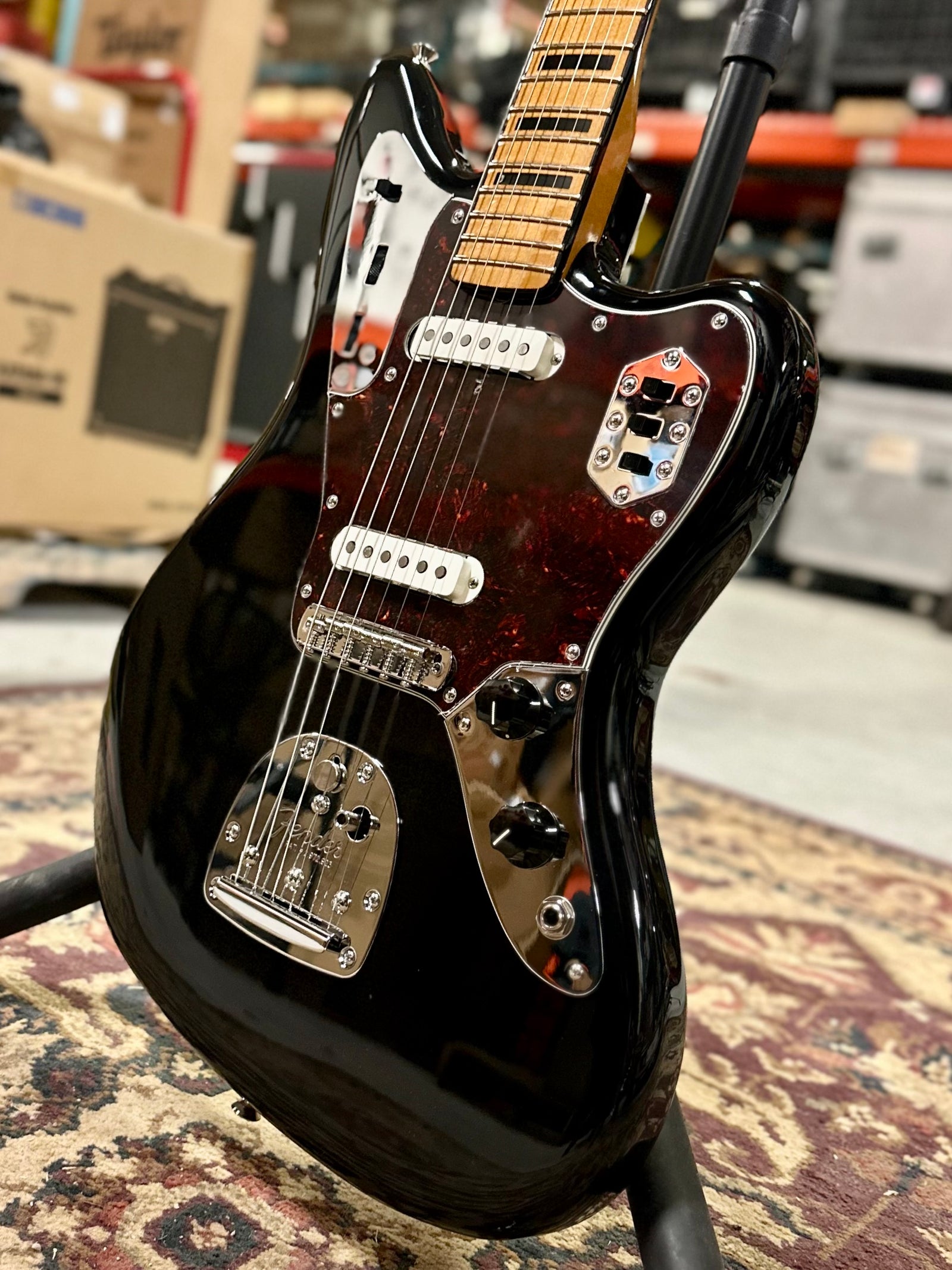 Fender Vintera II 70s Jaguar, Black