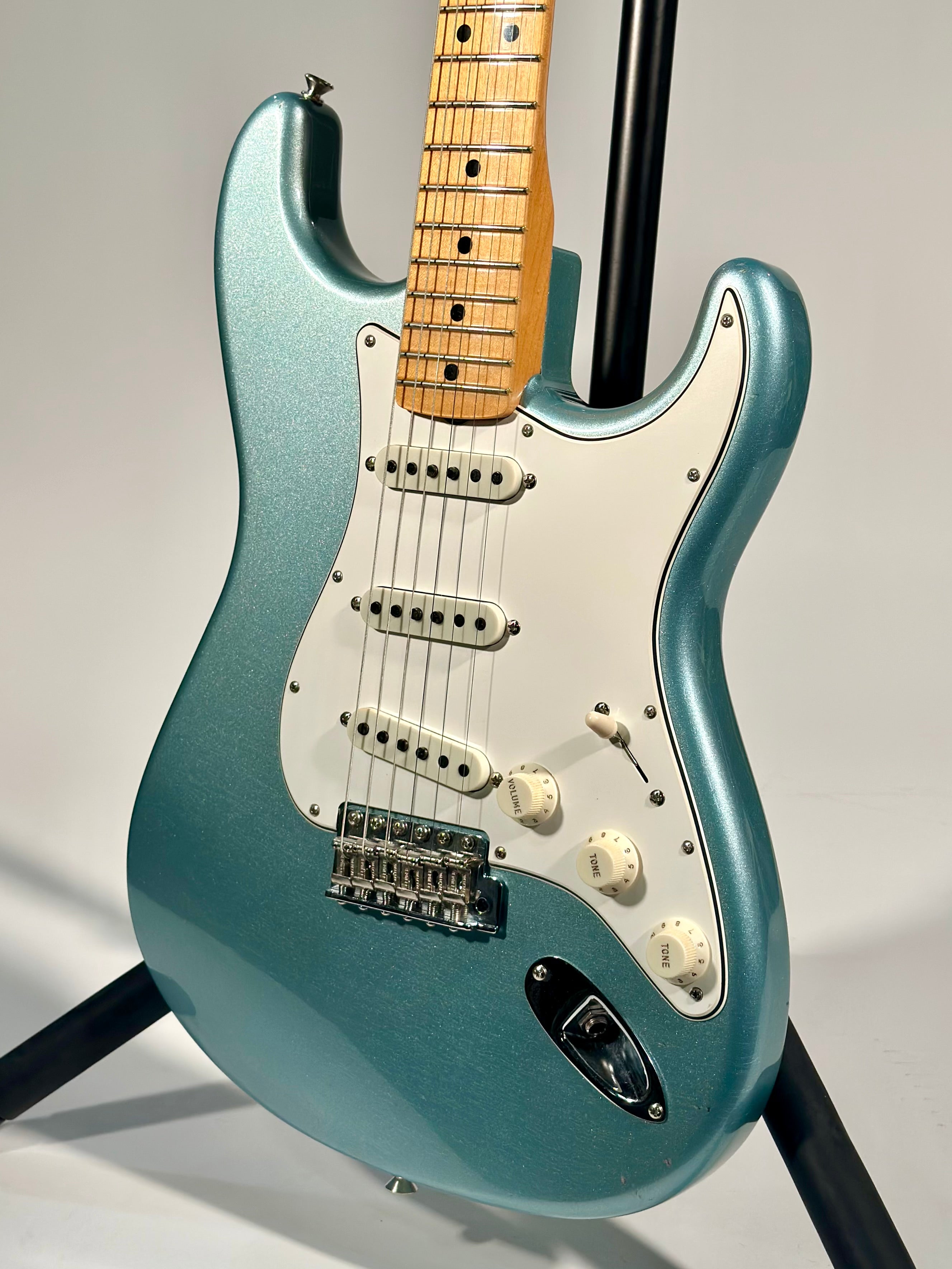 Fender Custom Shop 1969 Stratocaster, Aged Firemist Silver (Consignment)