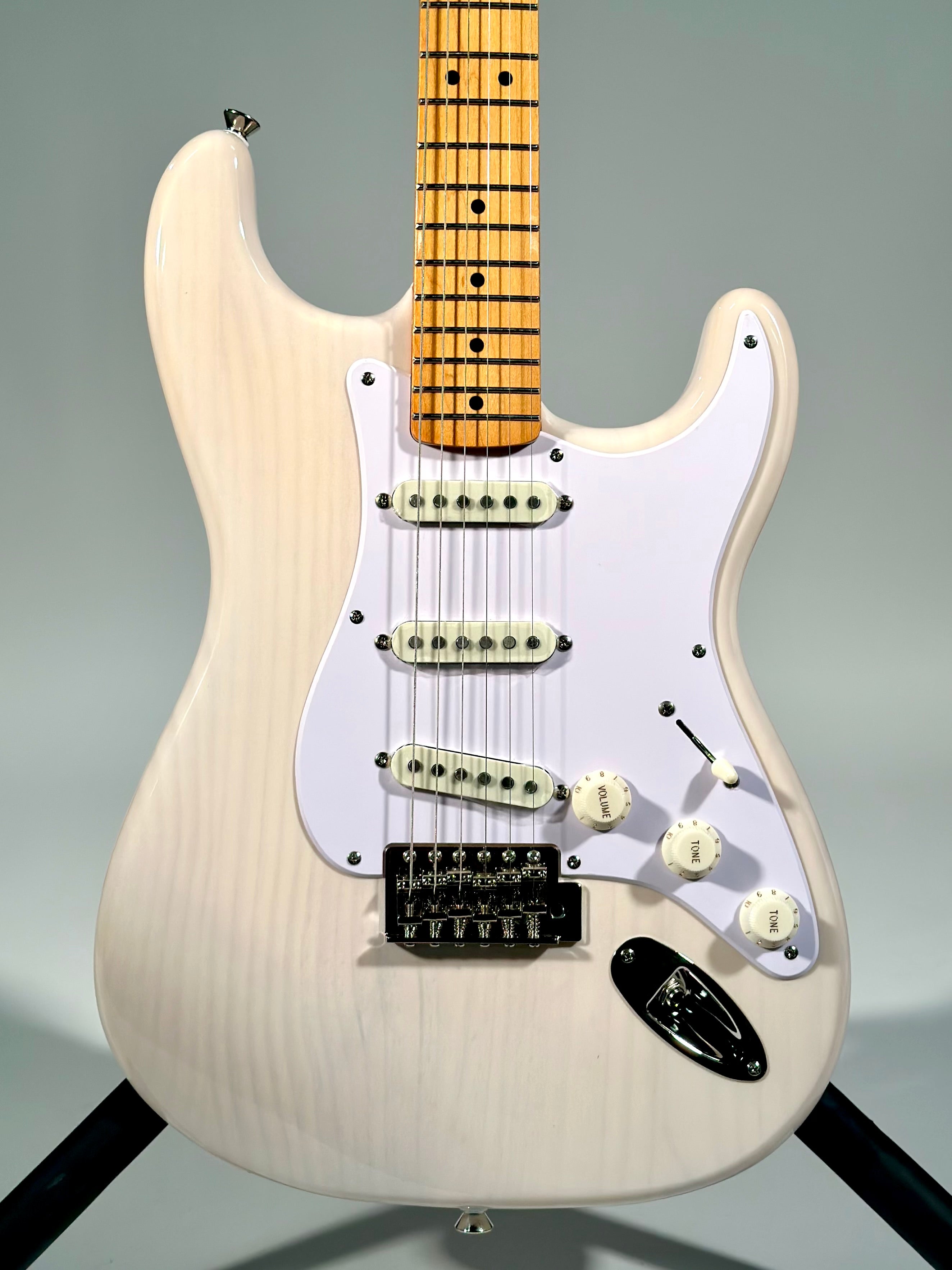 Squier Classic Vibe '50s Stratocaster, White Blonde