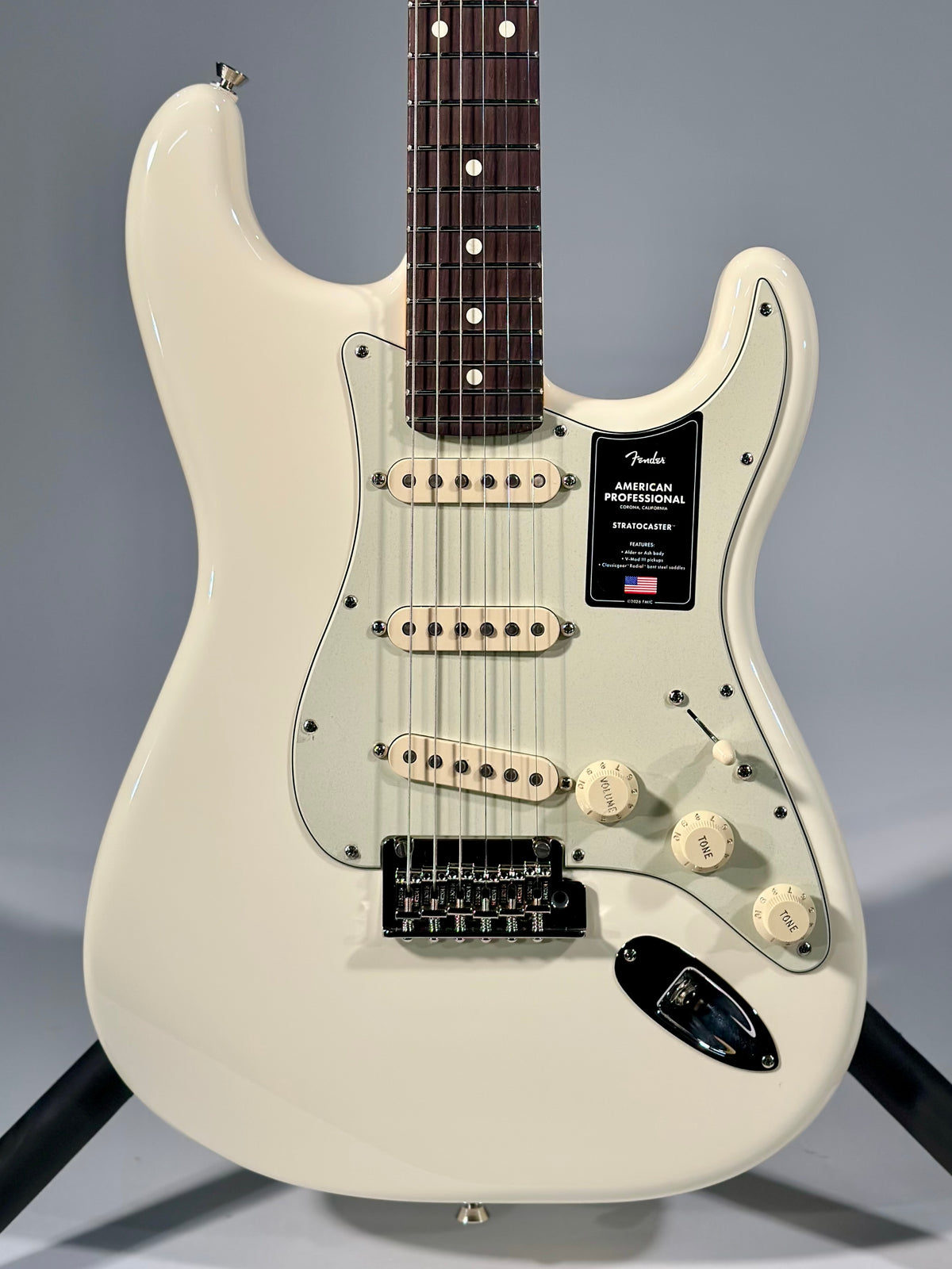 Fender American Professional Stratocaster, Olympic White