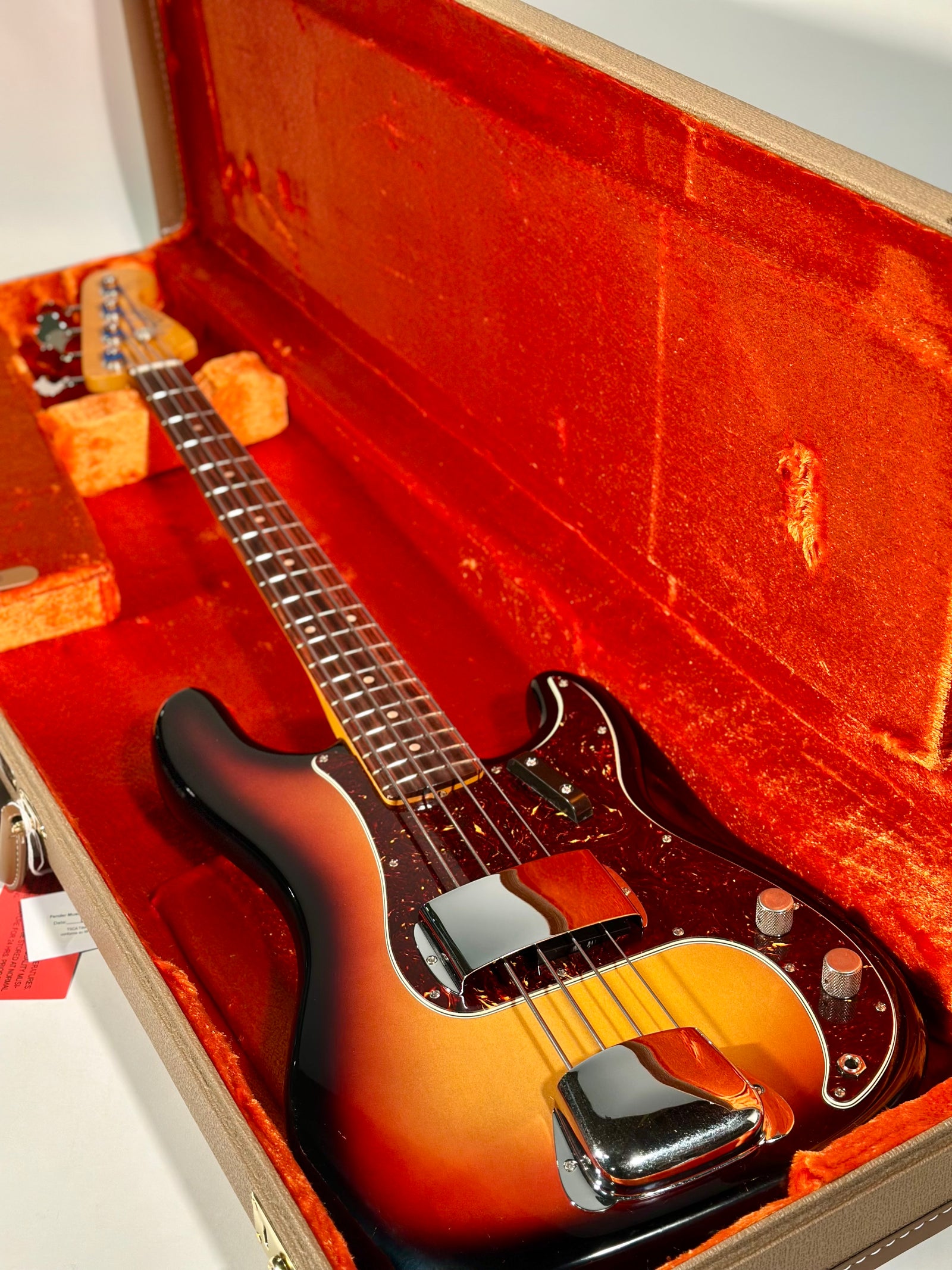 Fender James Jamerson '62 Precision Bass, 3-Tone Sunburst