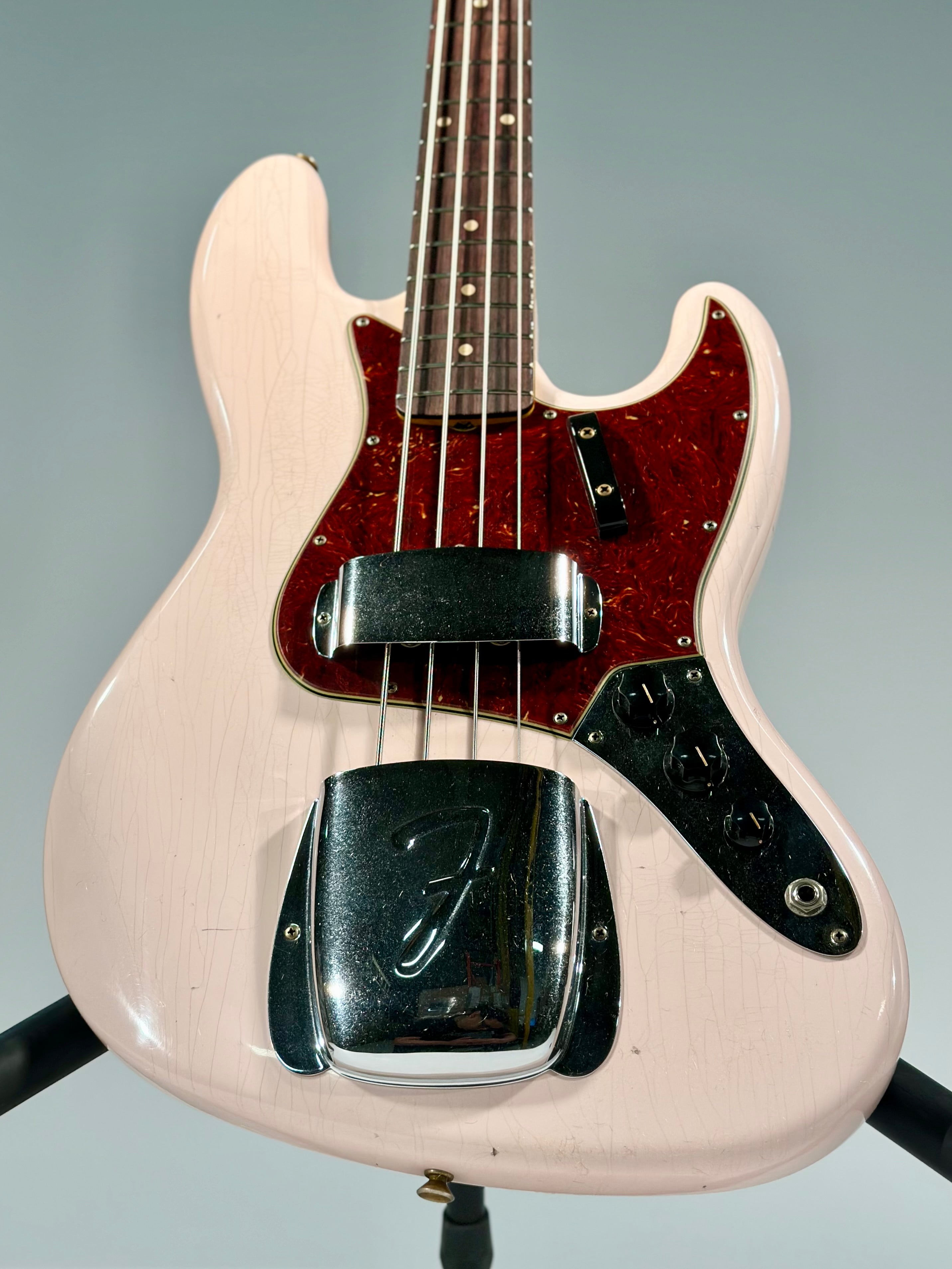 Fender Custom Shop 1964 Jazz Bass Journeyman Relic, Flash Pink/Olympic White