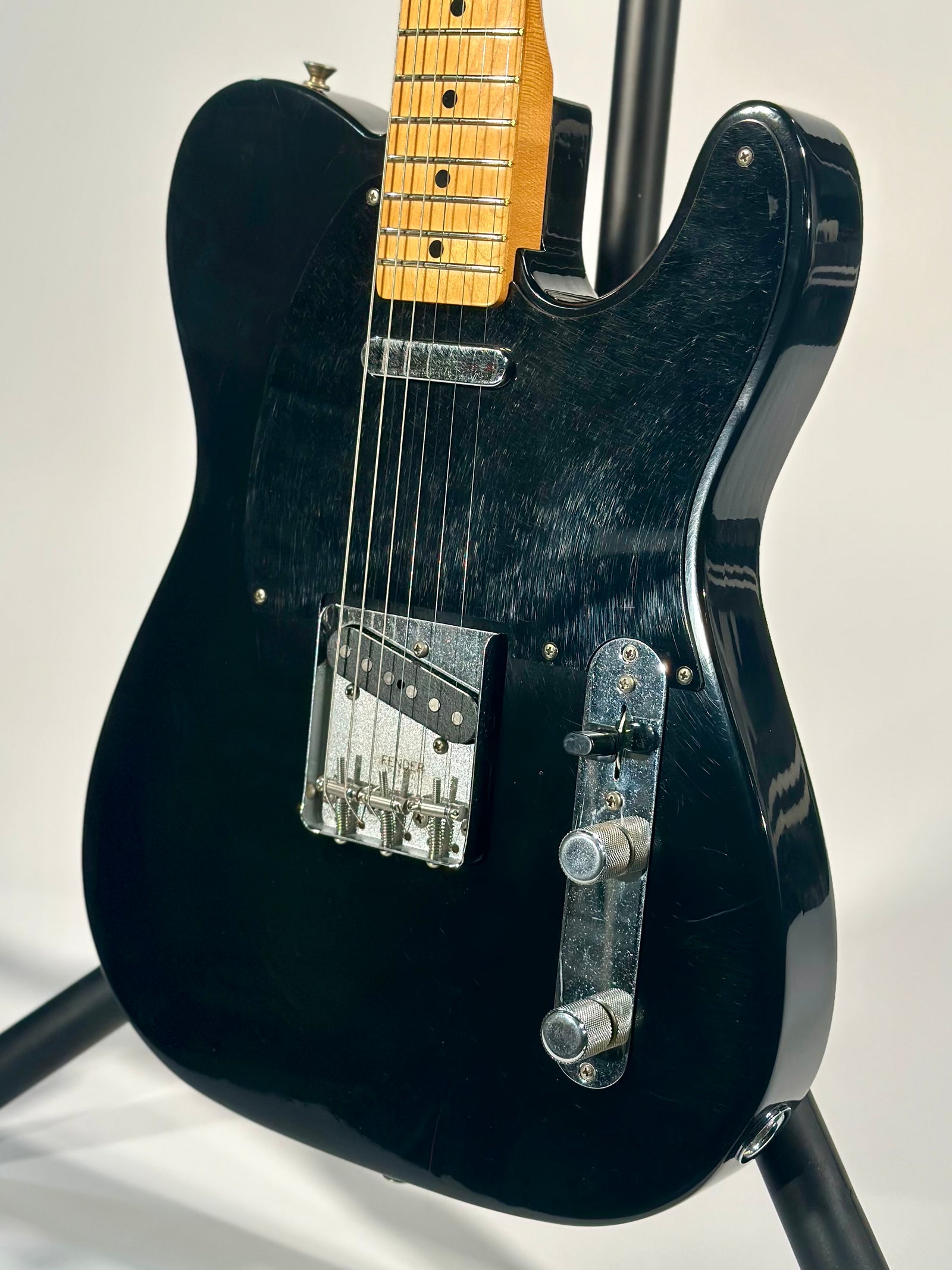 Fender Vintera Road Worn '60s Double Esquire, Black