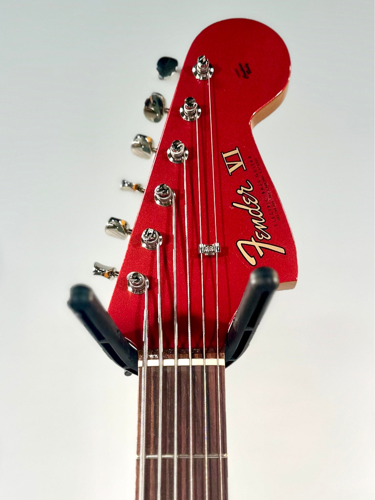 Fender Vintera III Early '60s Bass VI, Candy Apple Red