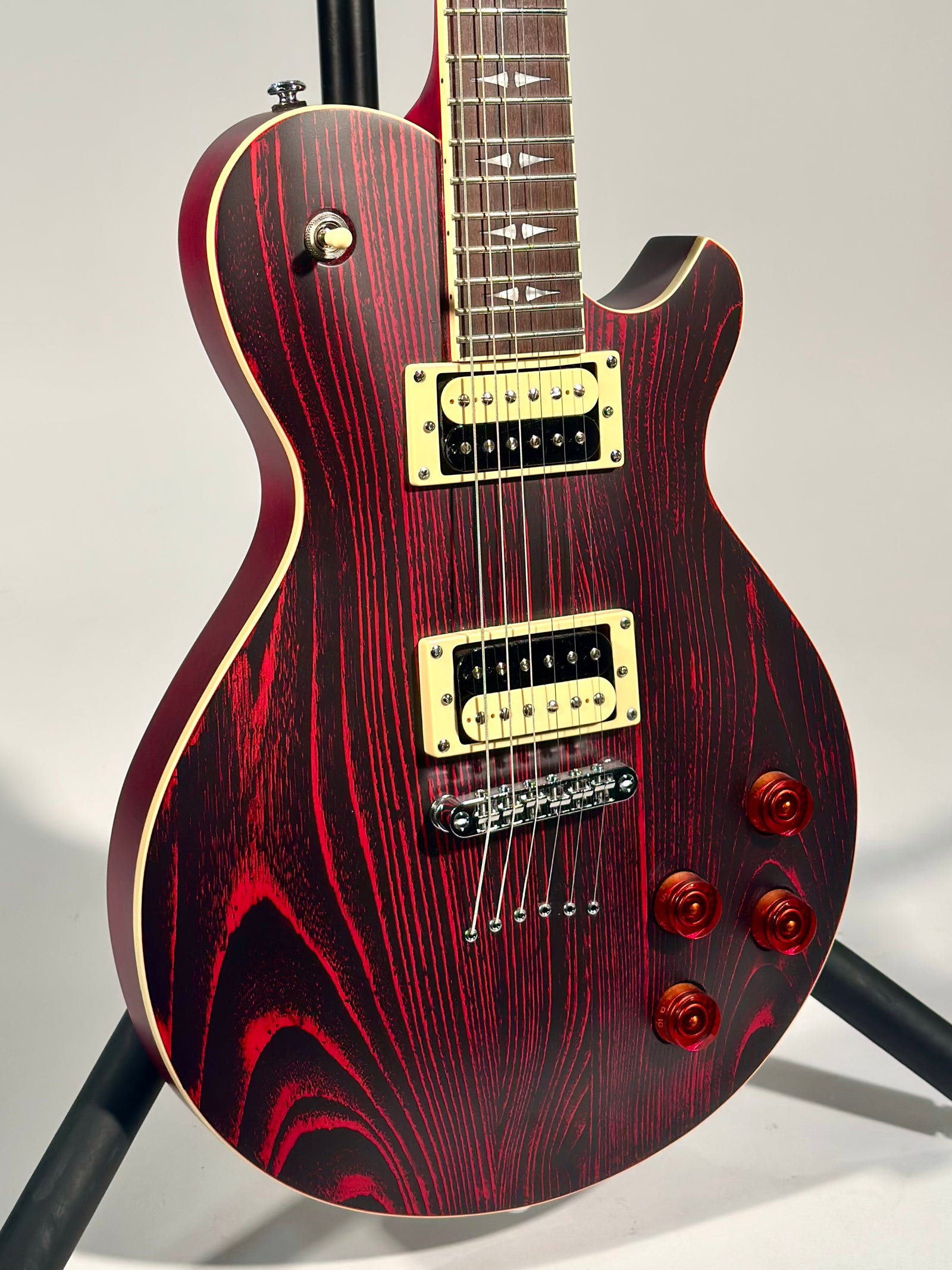 Michael Kelly Patriot Decree SB, Open Pore Cherry Red (Consignment)