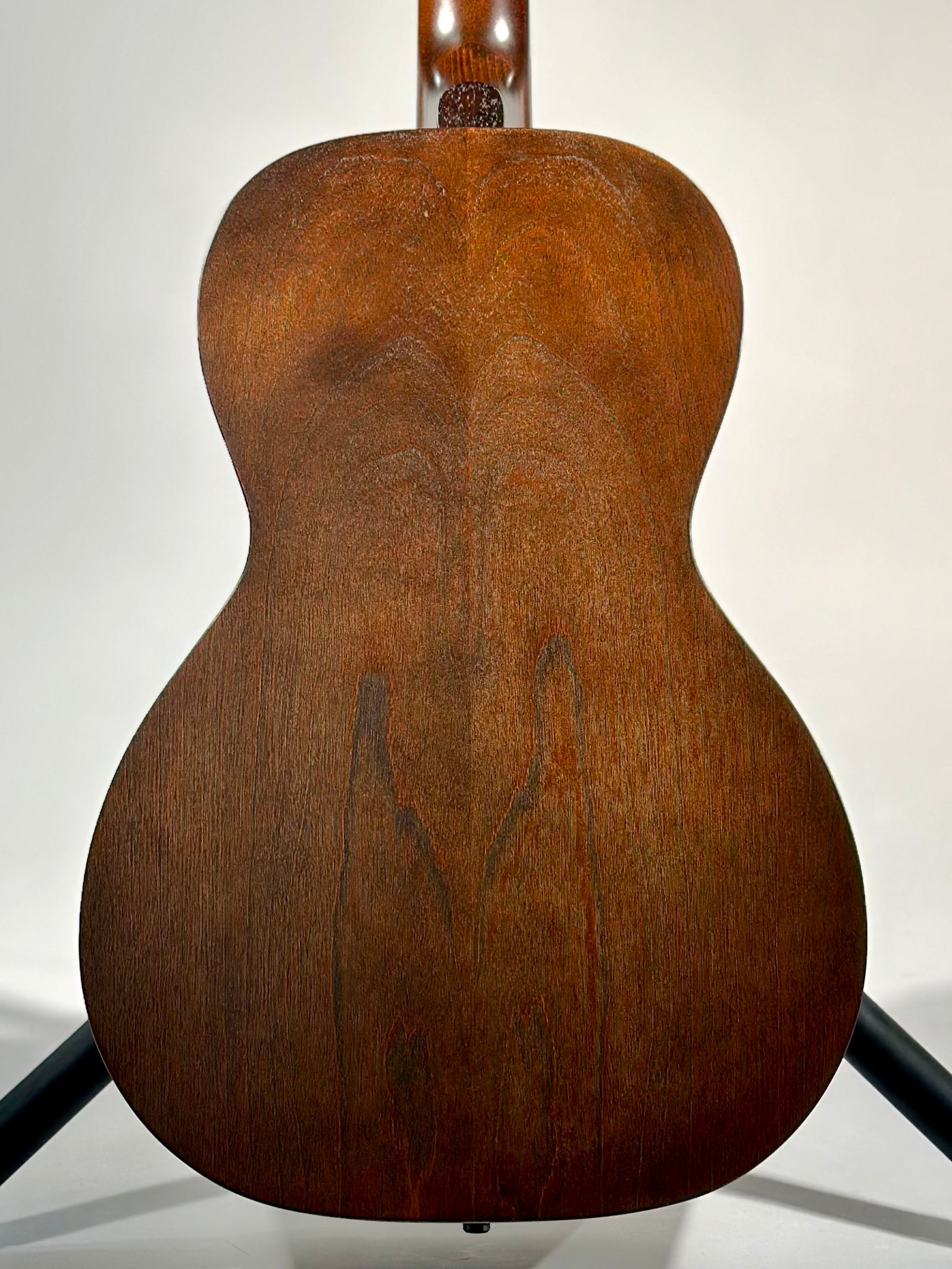 Art & Lutherie Roadhouse Parlor (Trade In)