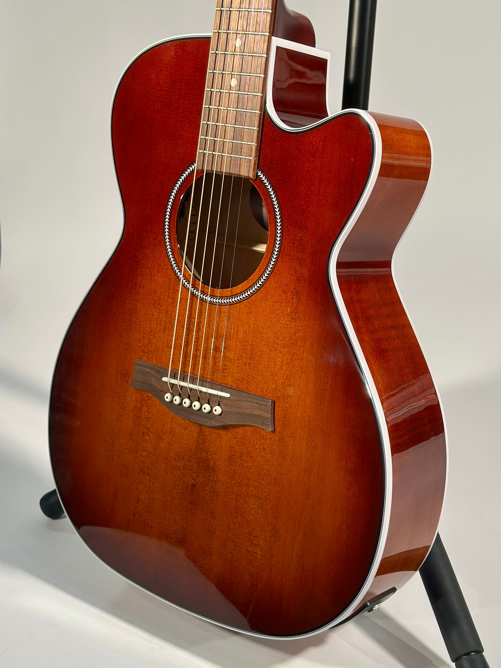 Seagull Performer Concert Hall, Burnt Umber HG, Presys II (Trade In)