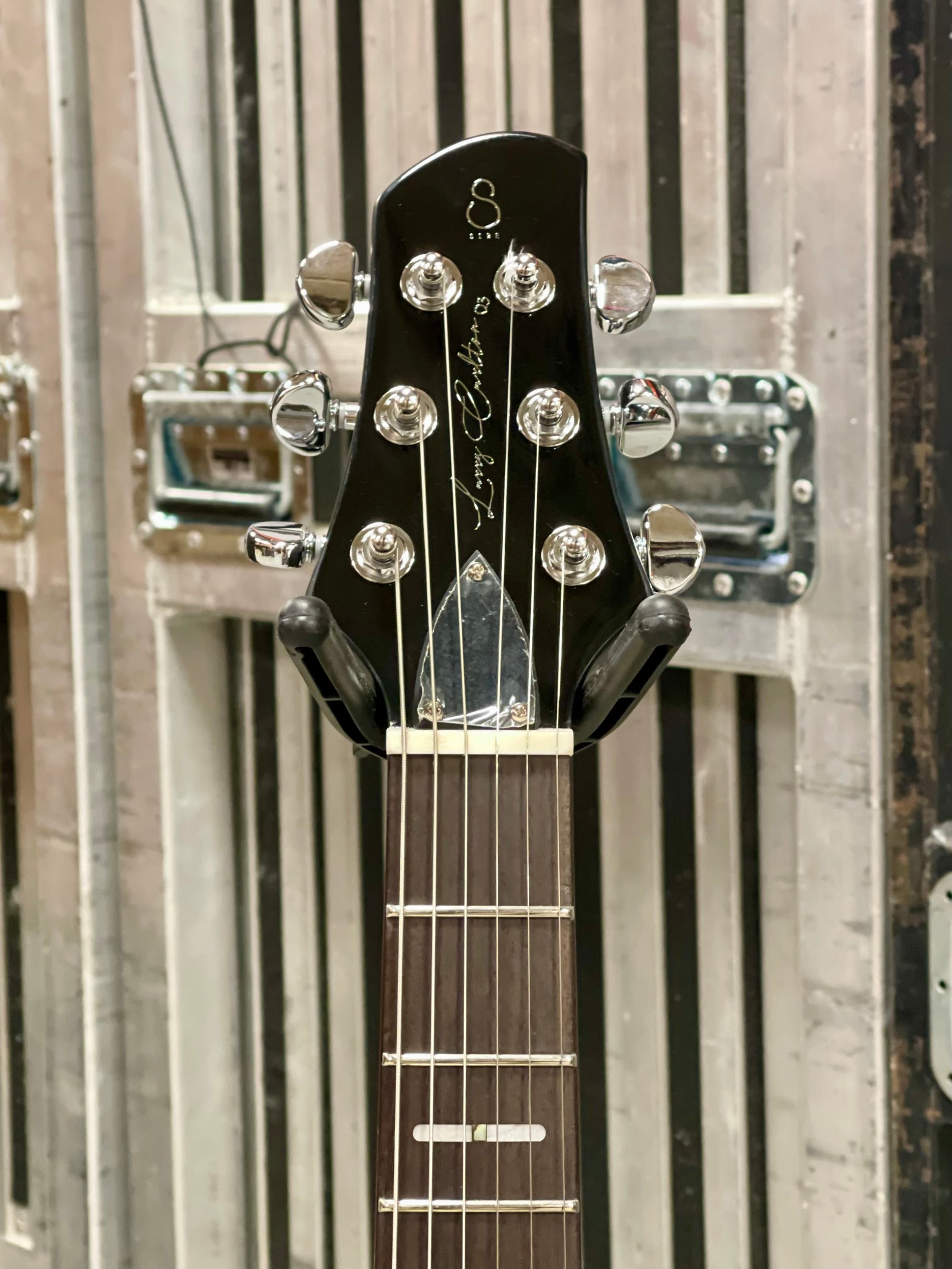 Sire Larry Carlton Q3, Black