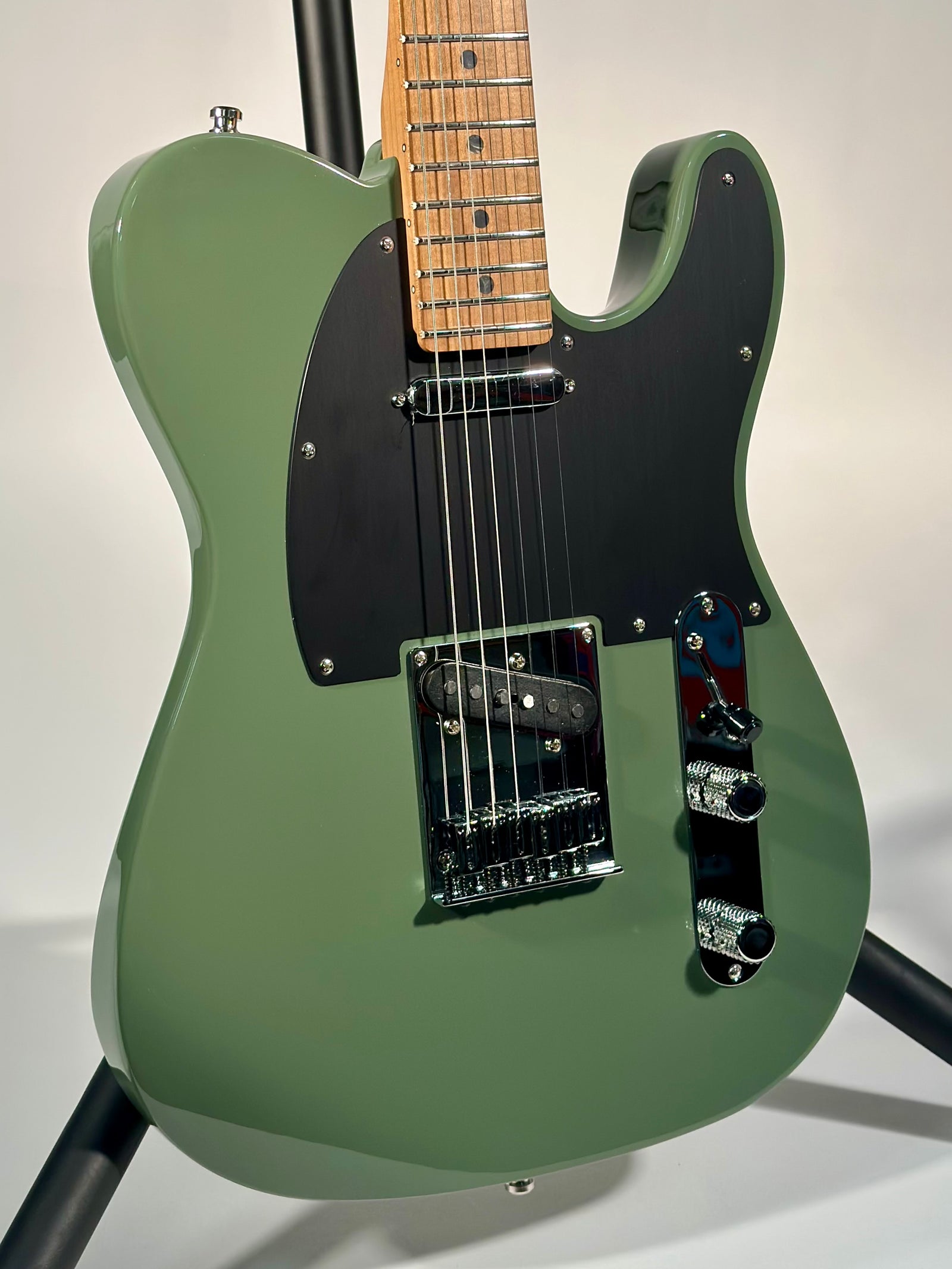 Fender Limited Edition American Ultra II Telecaster, Antique Olive