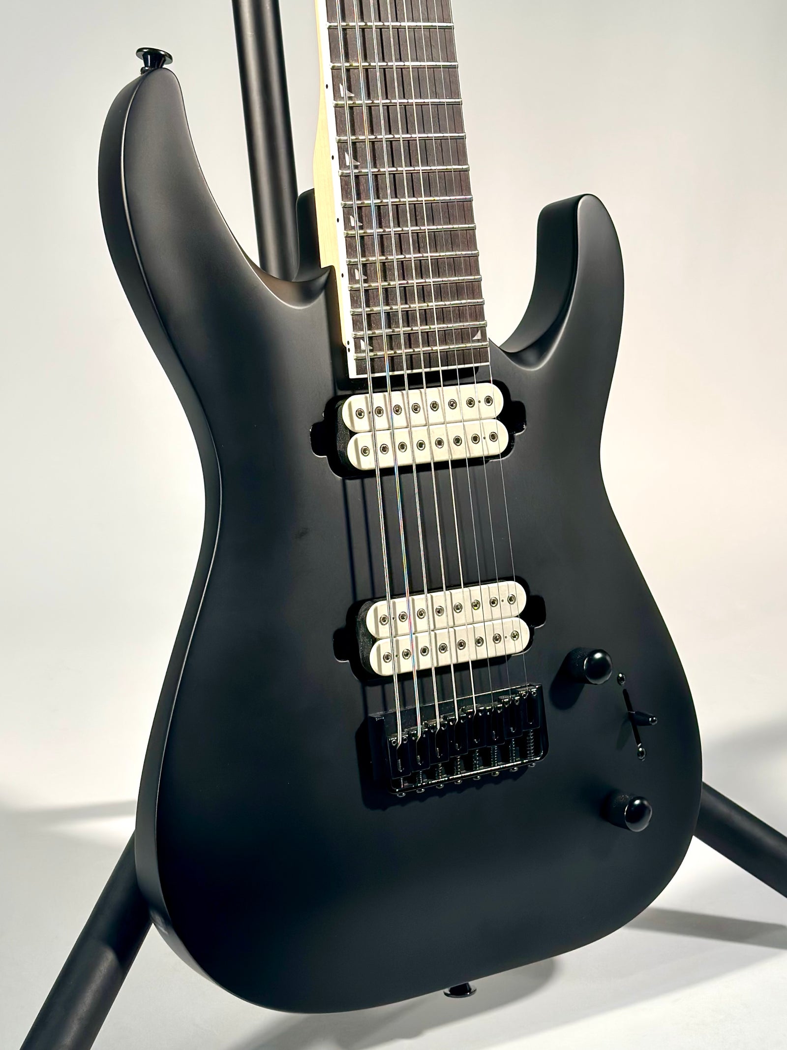 Jackson JS32-8 JS Series Dinky 8 String Guitar (Trade In)