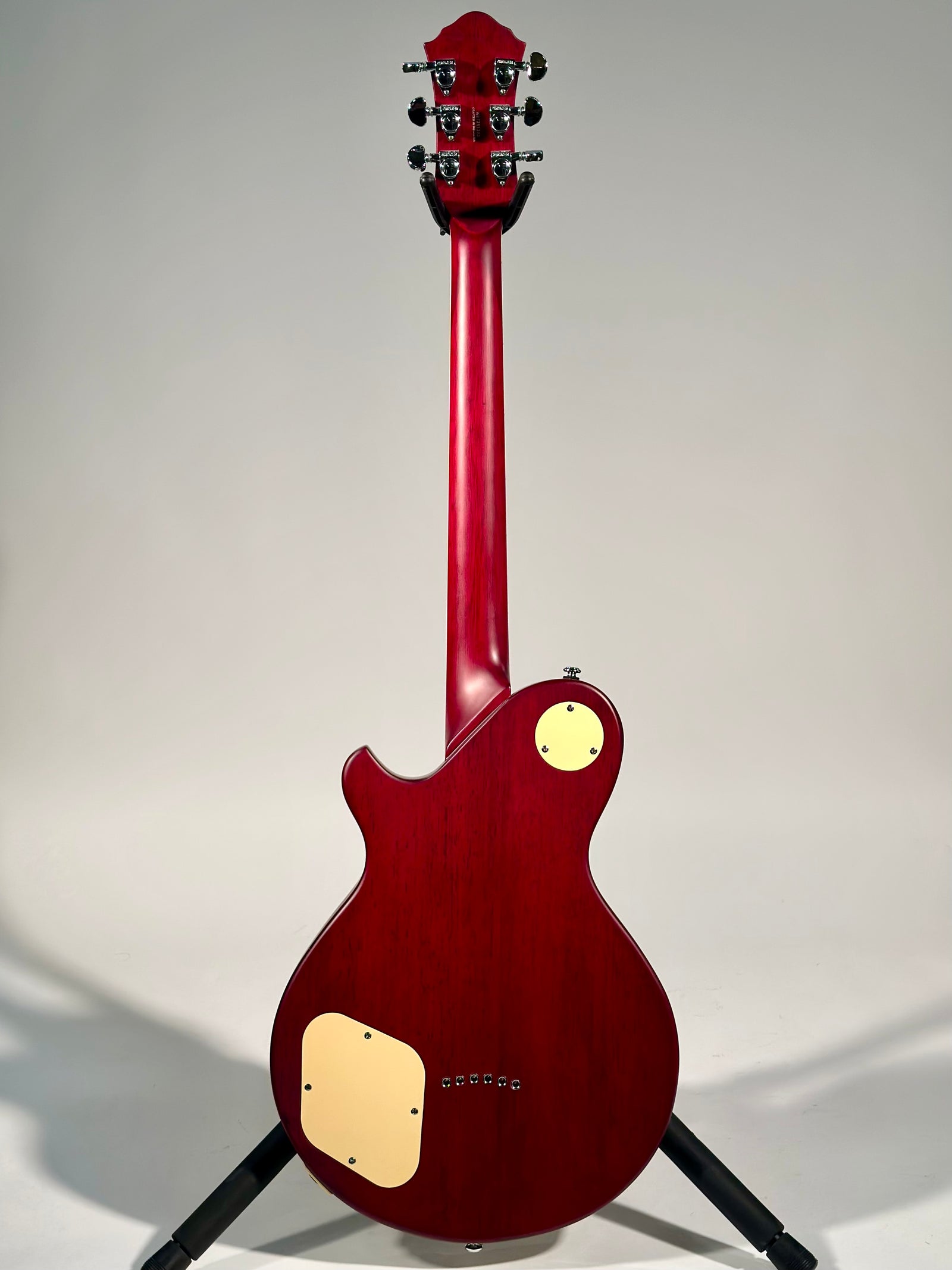 Michael Kelly Patriot Decree SB, Open Pore Cherry Red (Consignment)