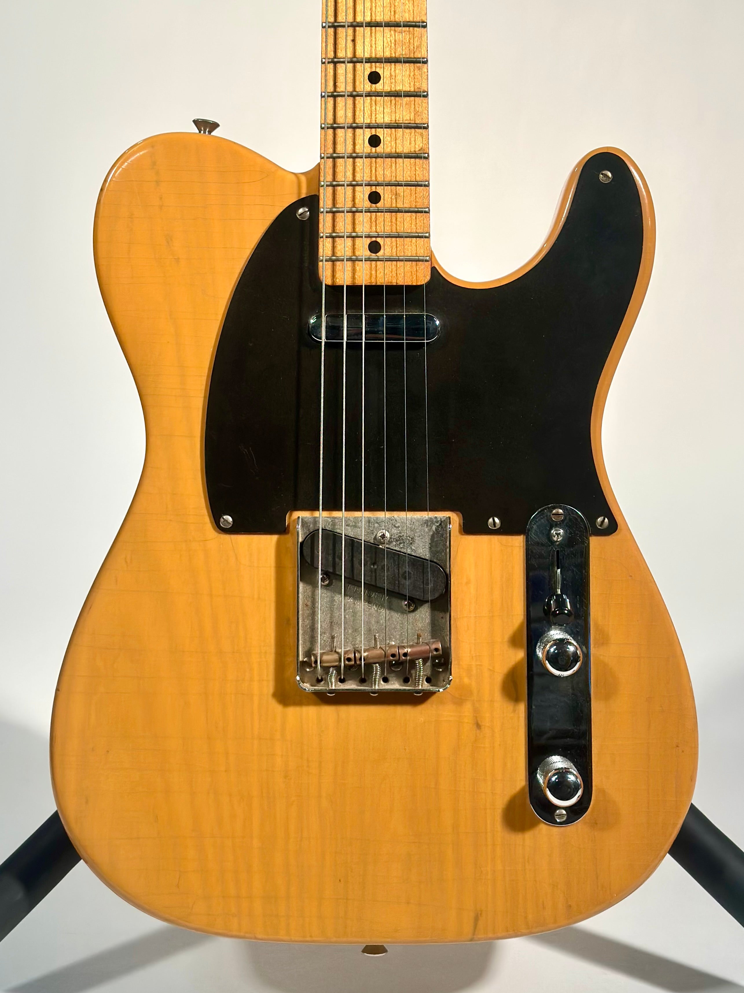 Fender American Vintage "Fullerton Reissue" '52 Telecaster, Butterscotch Blonde (Consignment)