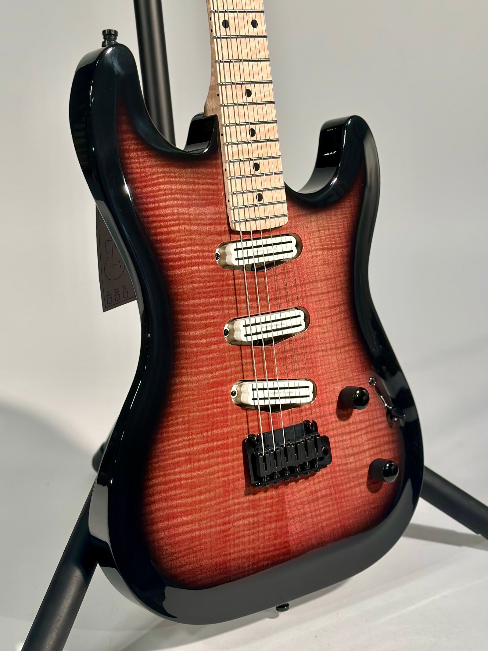Godin Artisan ST-III, Midnight Pink