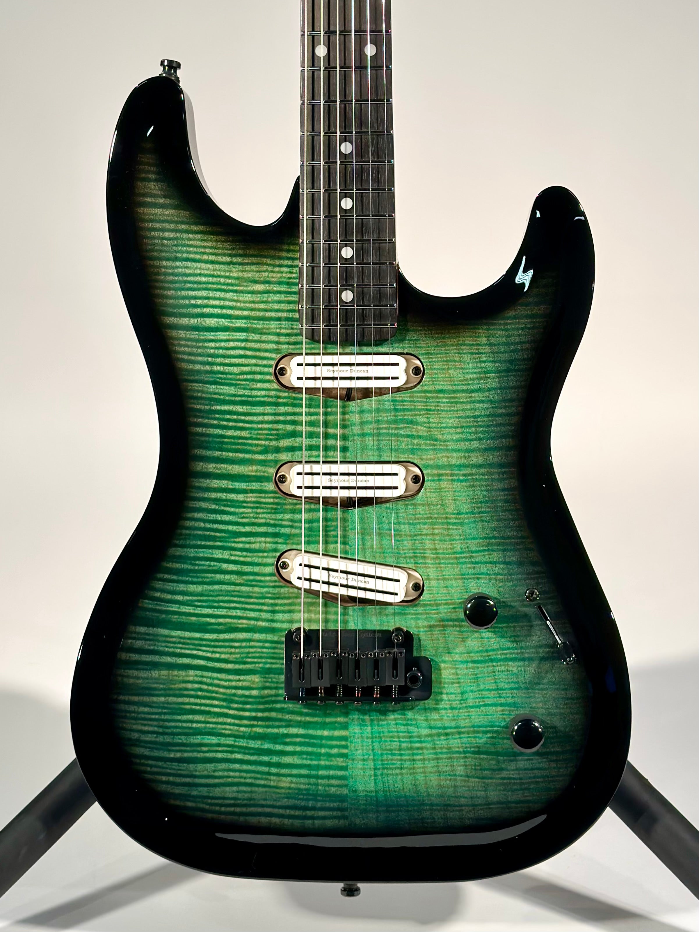 Artisan ST-III, Black Mint