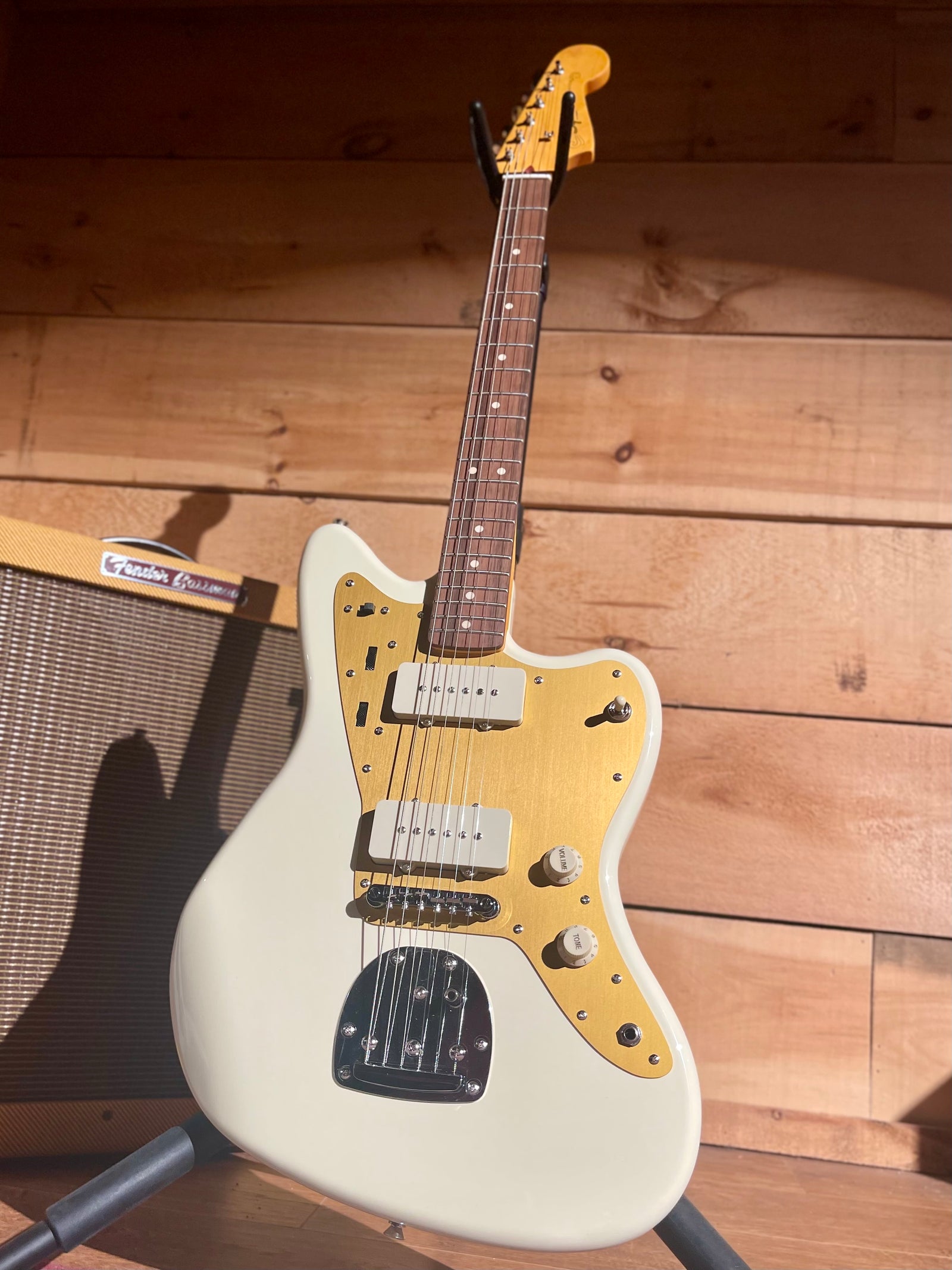 Squier J Mascis Jazzmaster, Vintage White