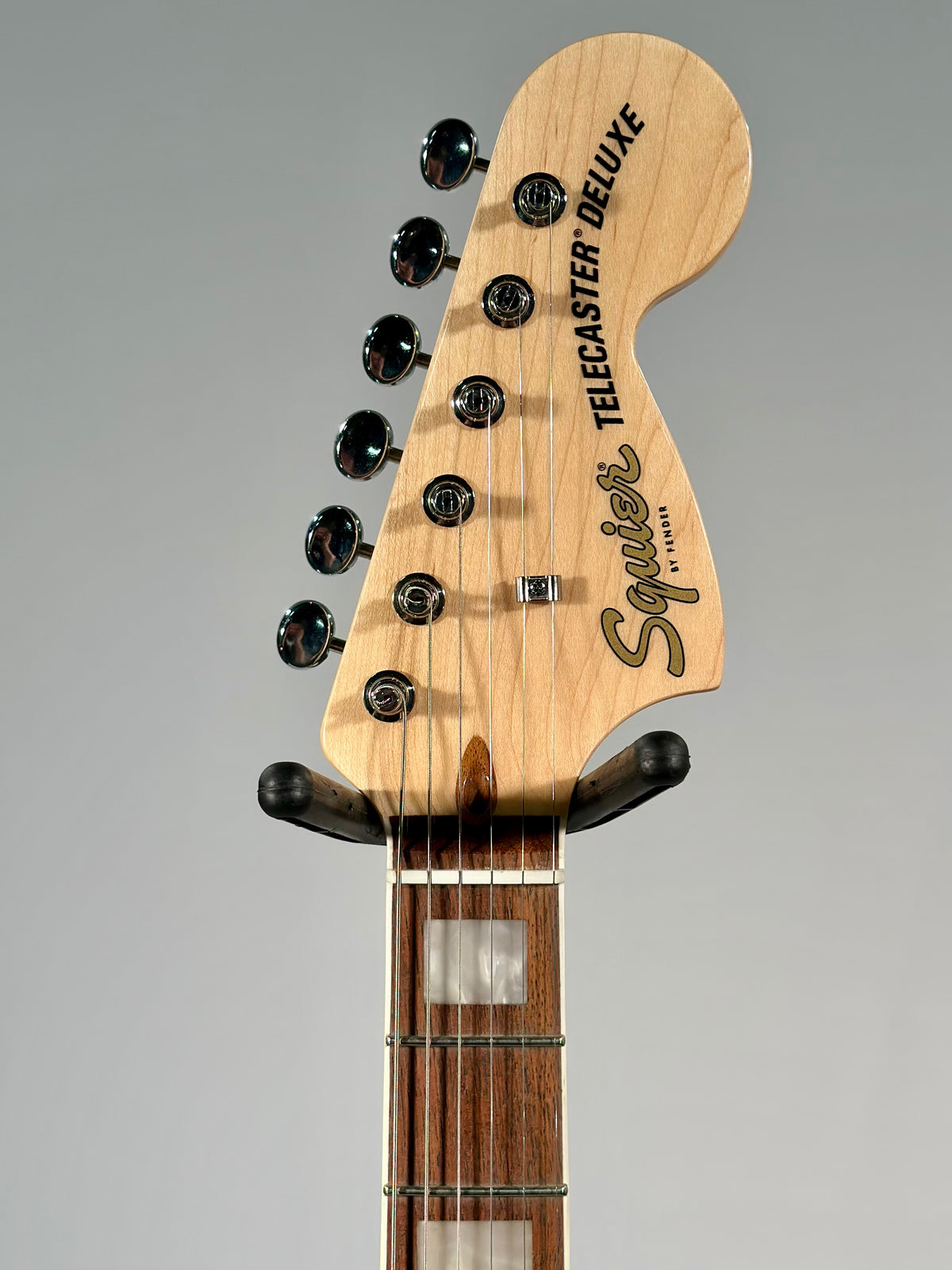 Squier Paranormal Troublemaker Telecaster with Deluxe Bigsby, Honey Sunburst