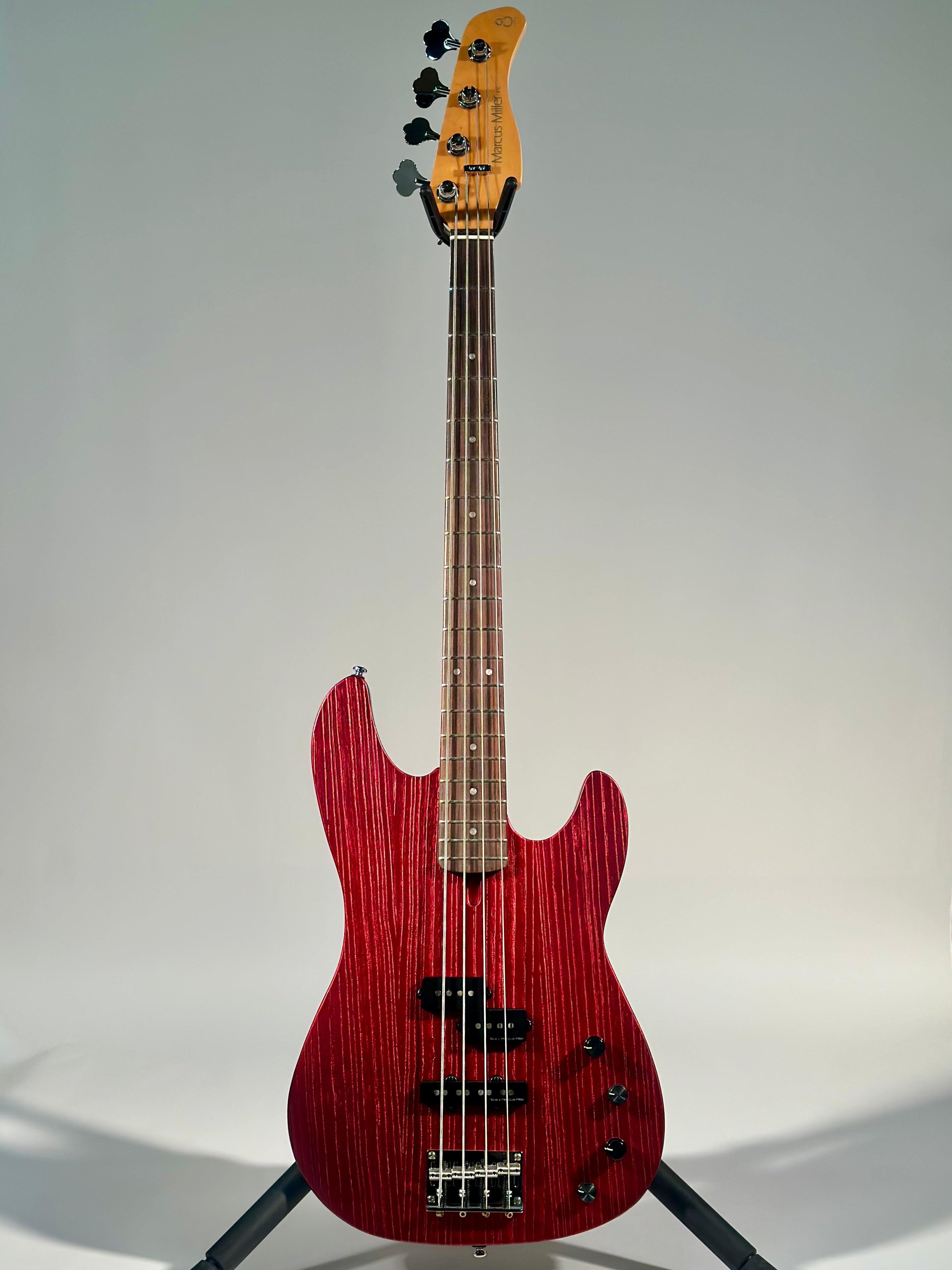 Sire Marcus Miller P6, Candy Apple Red (Trade In)