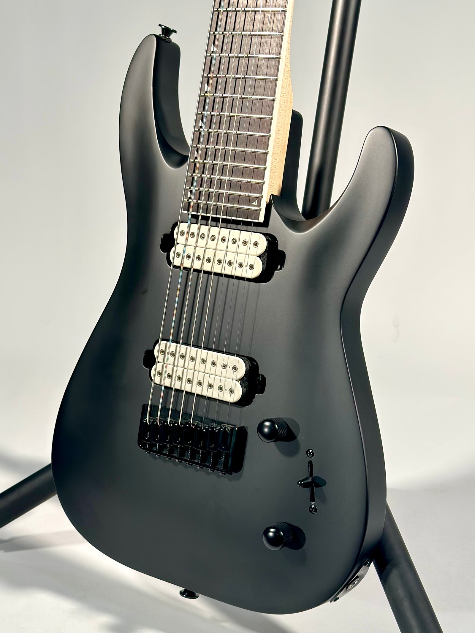 Jackson JS32-8 JS Series Dinky 8 String Guitar (Trade In)