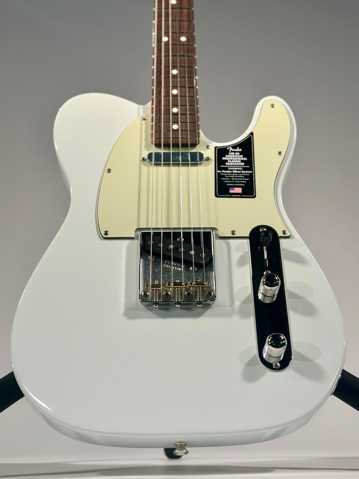 Fender Limited Edition American Professional Classic Silent System Telecaster, Sonic Blue