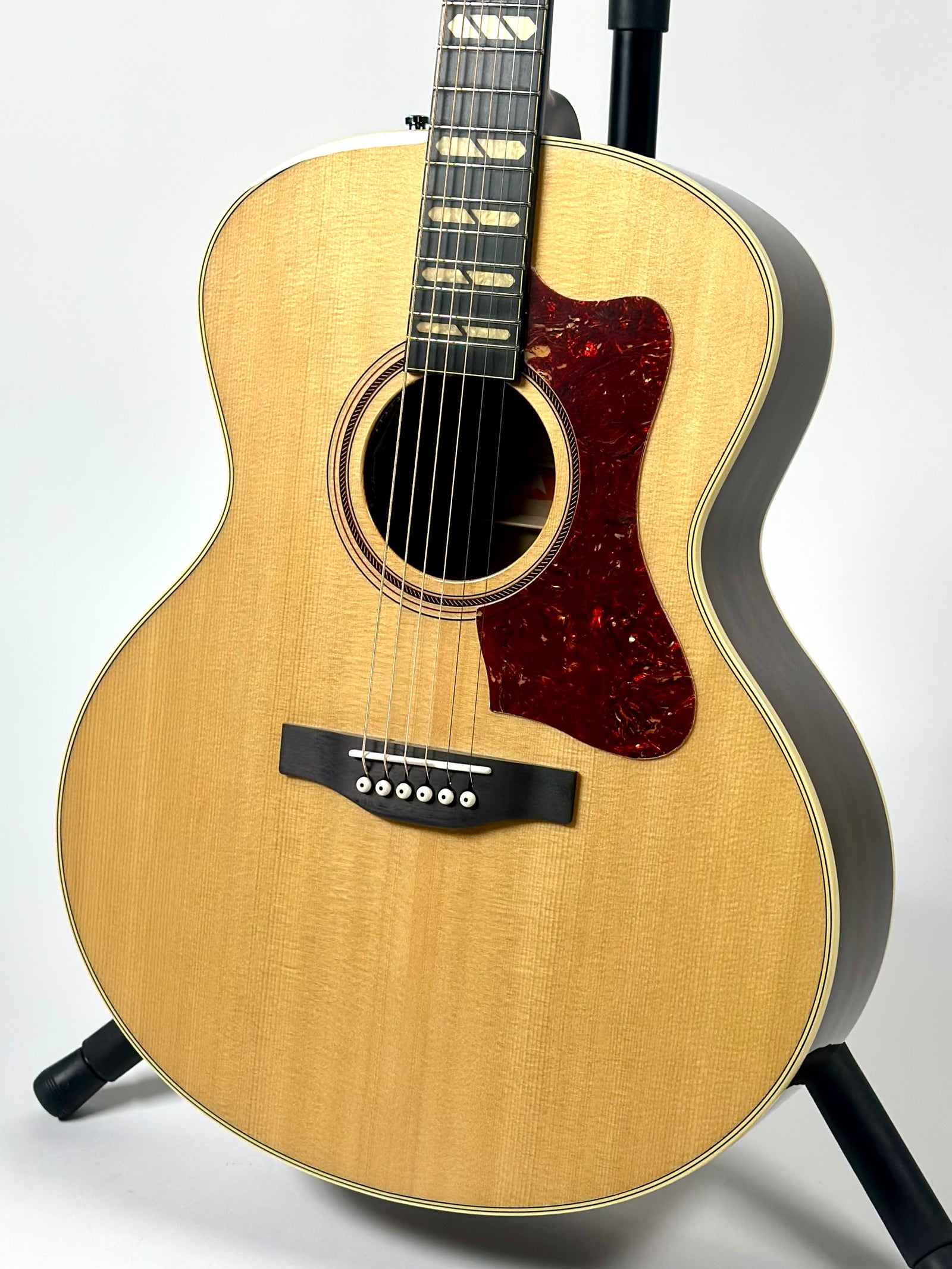 Norman ST68 Mini Jumbo, Natural HG, Anthem