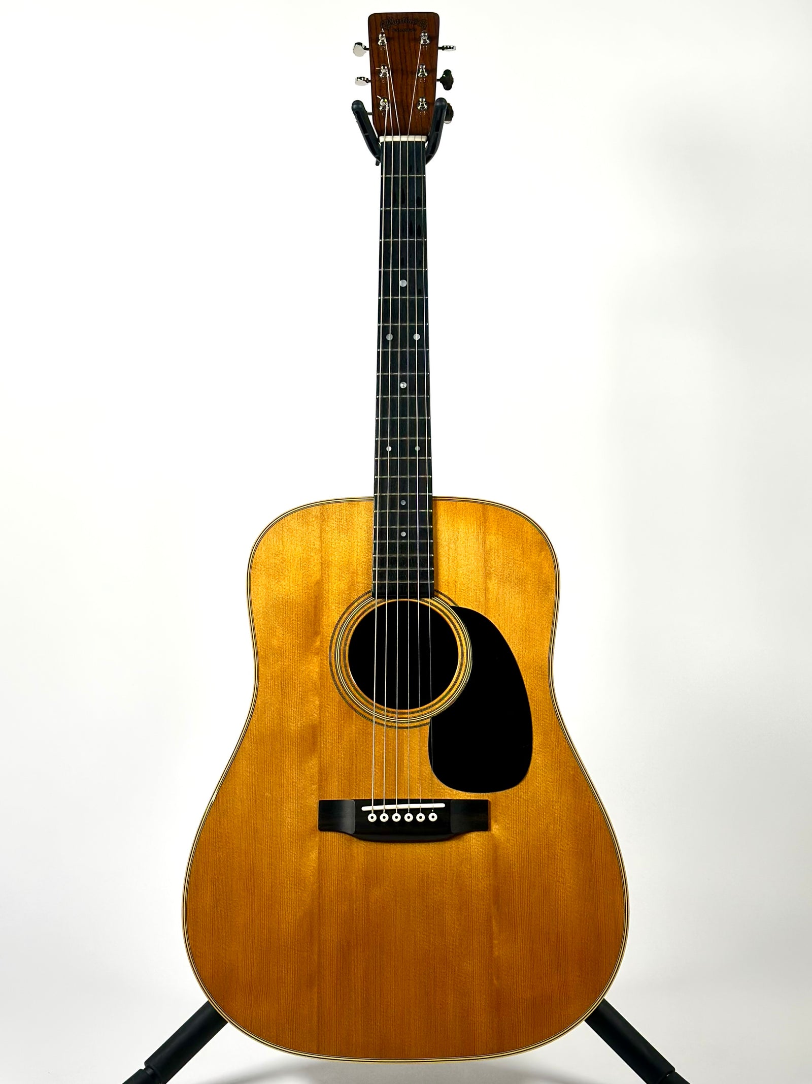 Martin D-28, '82/83 (Trade In)