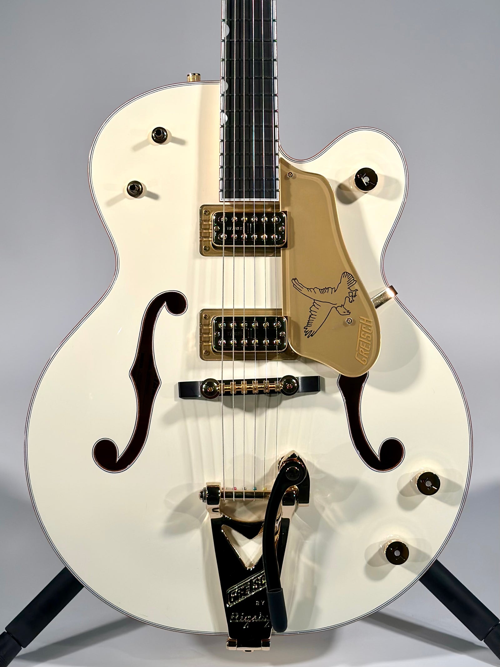 Gretsch G6136T-59GE Vintage Select Edition '59 Falcon with Bigsby, TV Jones, Vintage White Lacquer