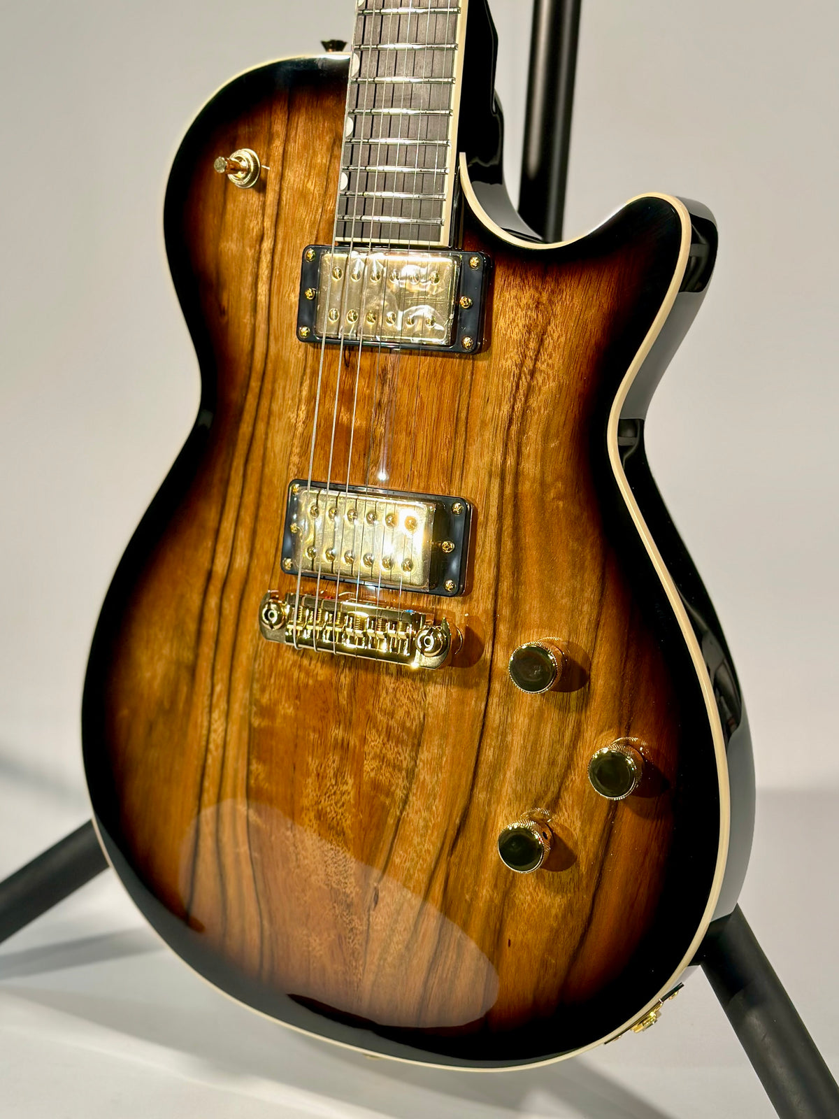 Gretsch Limited Edition Electromatic Black Limba Jet, Sunburst