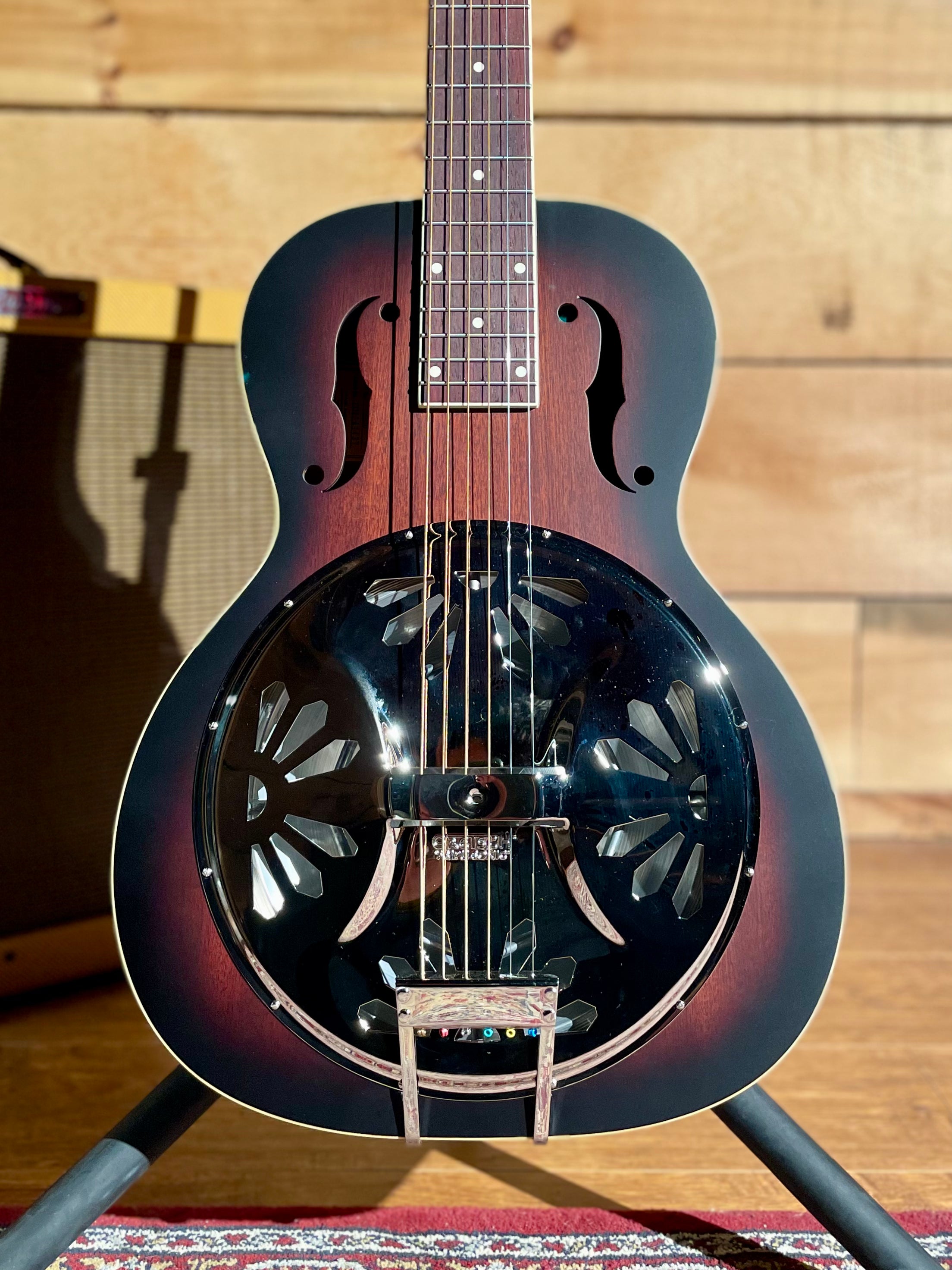 Gretsch G9230 Bobtail™ Square-Neck Resonator Guitar, 2-Color Sunburst