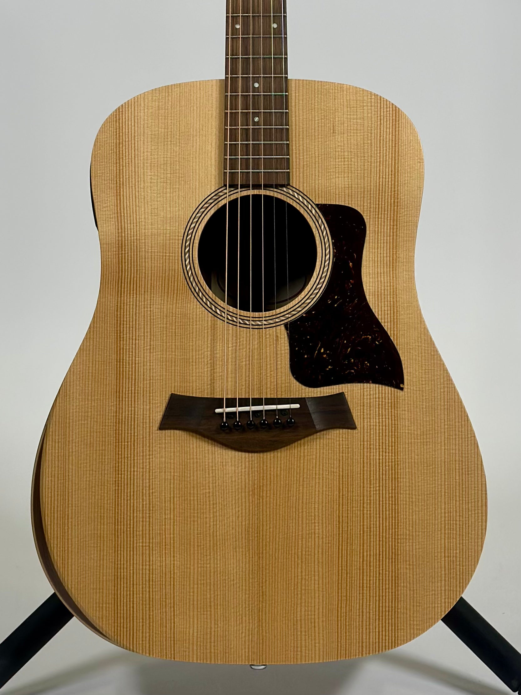 Taylor Academy 10e, Spruce/Walnut