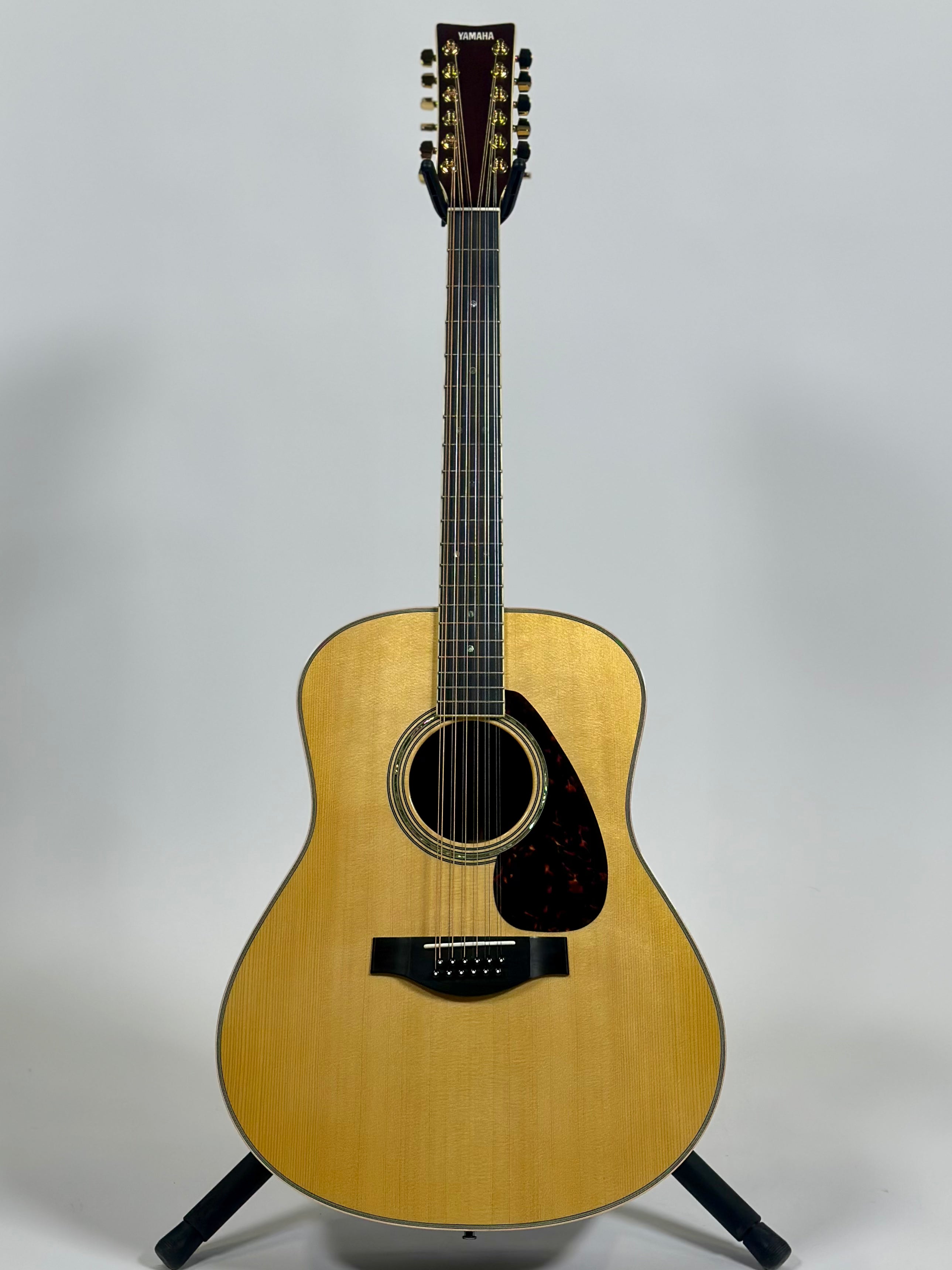 Yamaha LL16-12 ARE, 12-String, Spruce/Rosewood, Natural