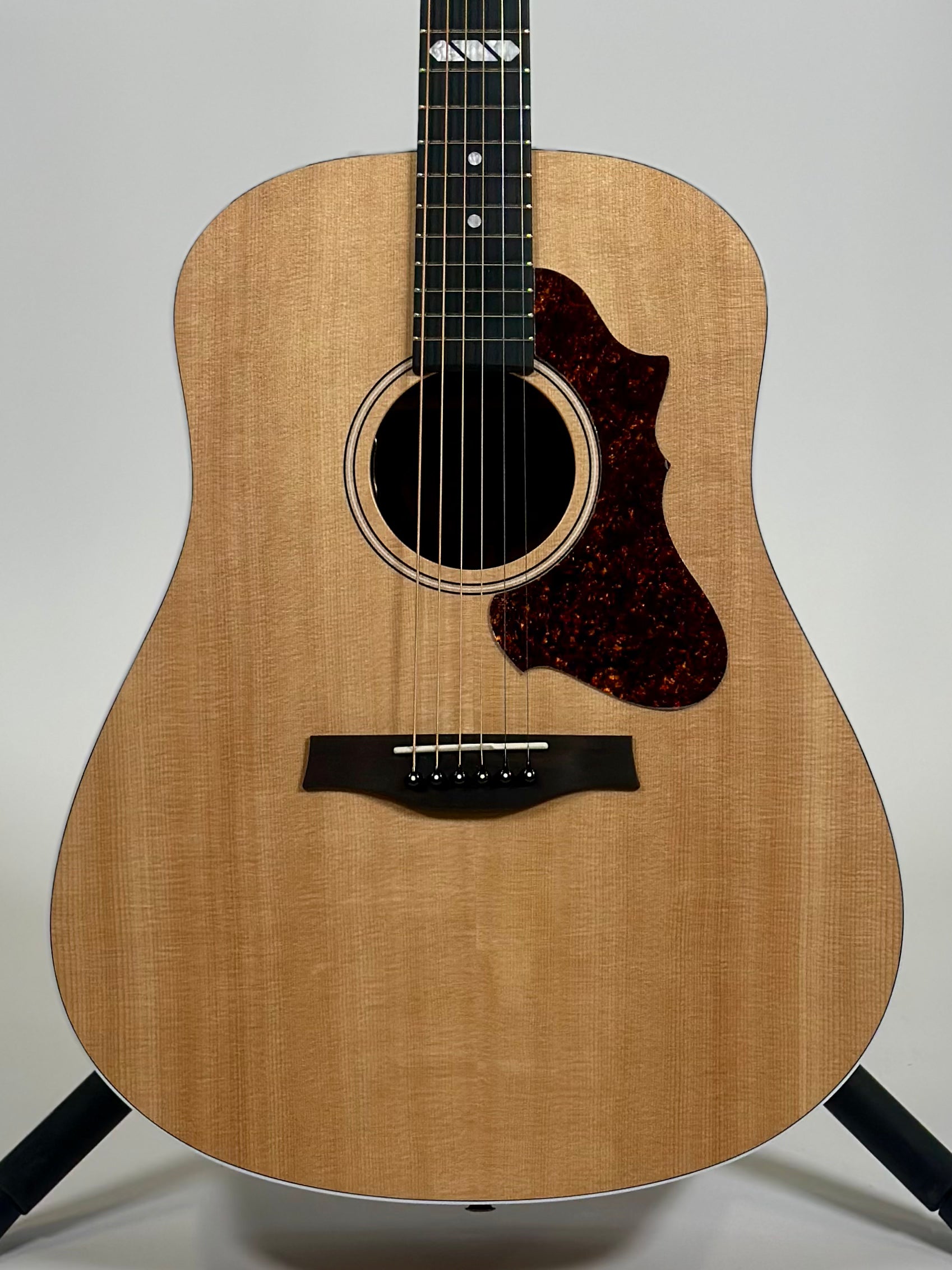 Godin Metropolis Classic Element, Natural