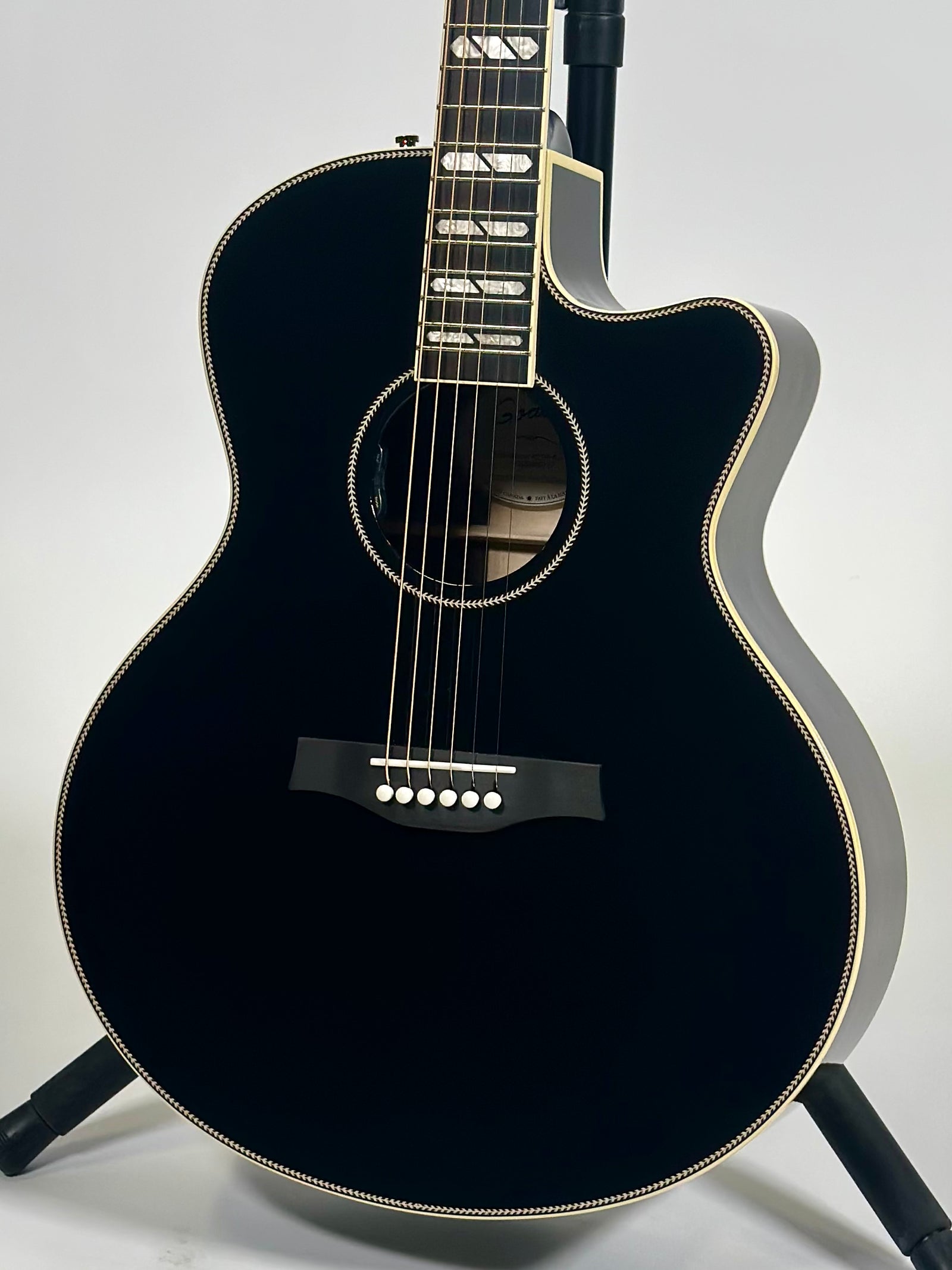 Godin Connaisseur MJ, Black