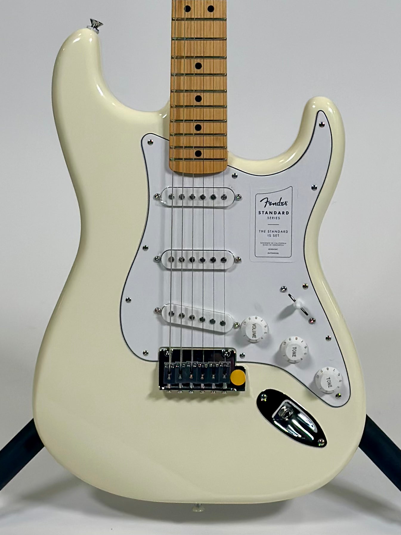 Fender Standard Stratocaster, Olympic White