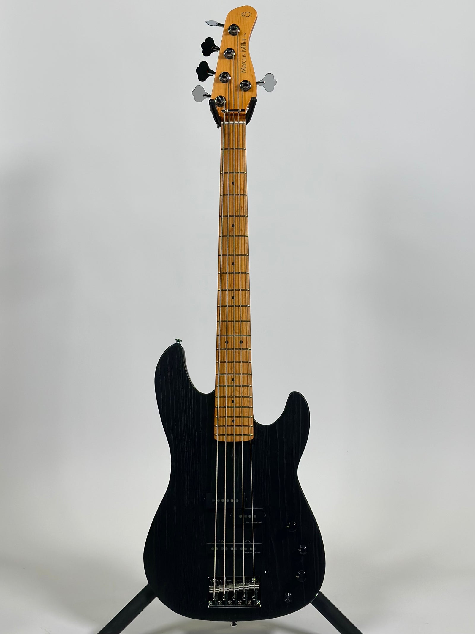 Sire Marcus Miller P6 5 String, Black