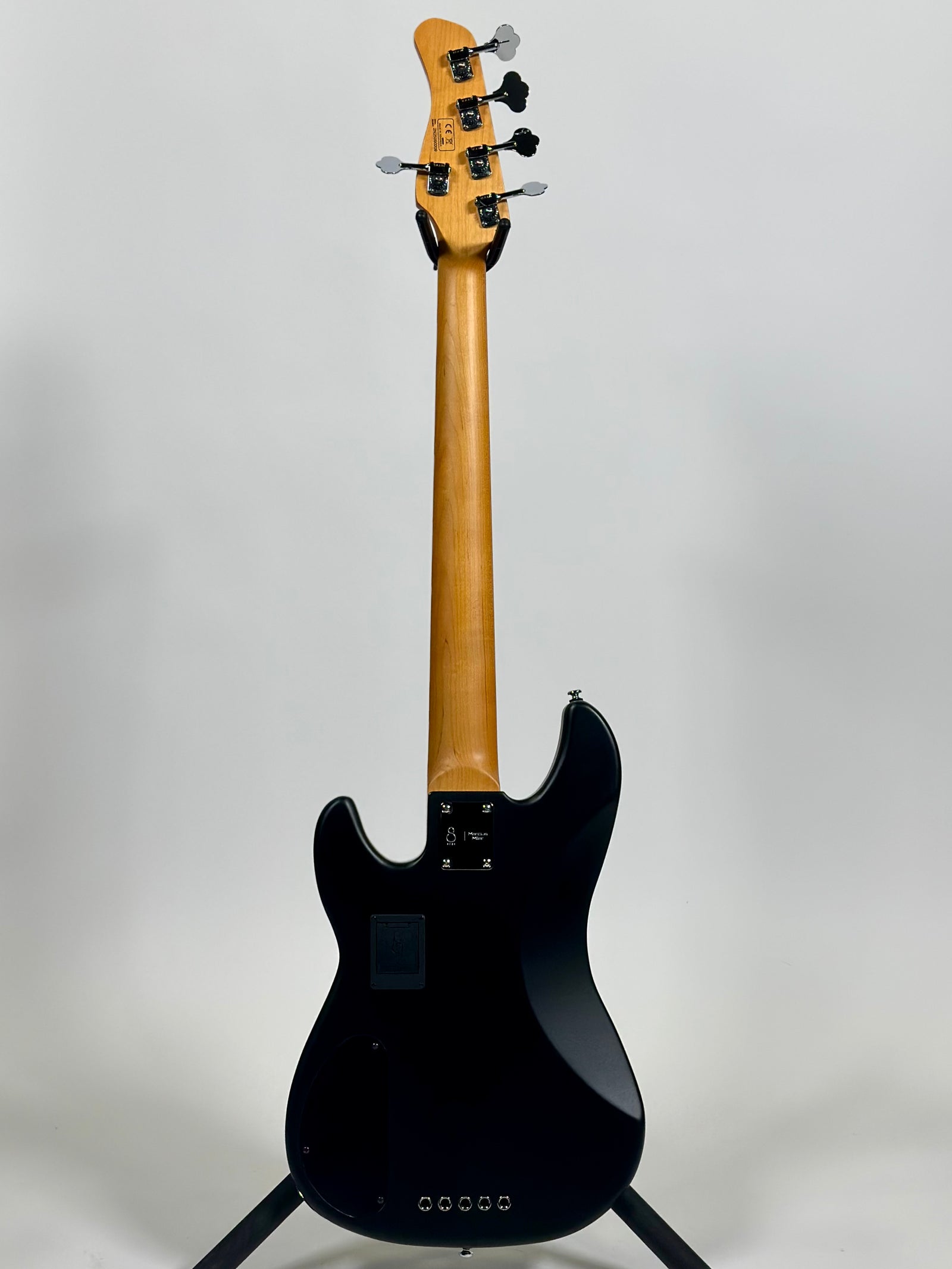 Sire Marcus Miller P6 5 String, Black