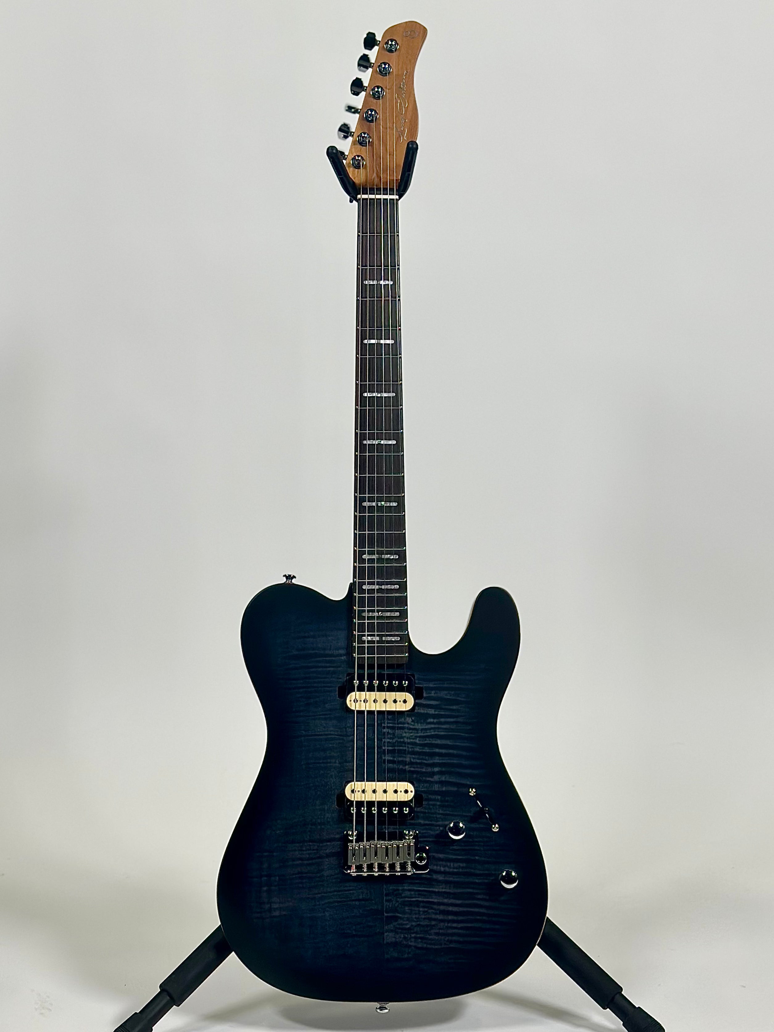 Sire Larry Carlton T7 FM New Gen, Transparent Black