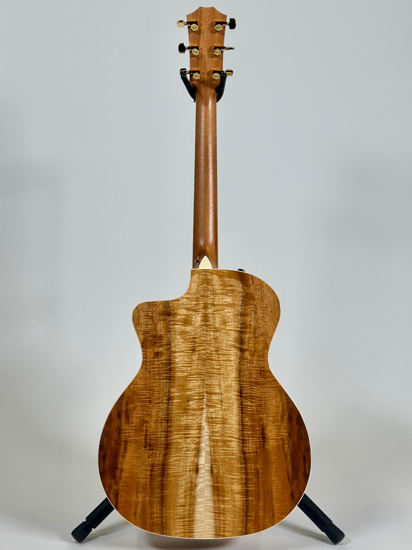 Taylor 214ce-K DLX Grand Auditorium Sitka/Koa Natural