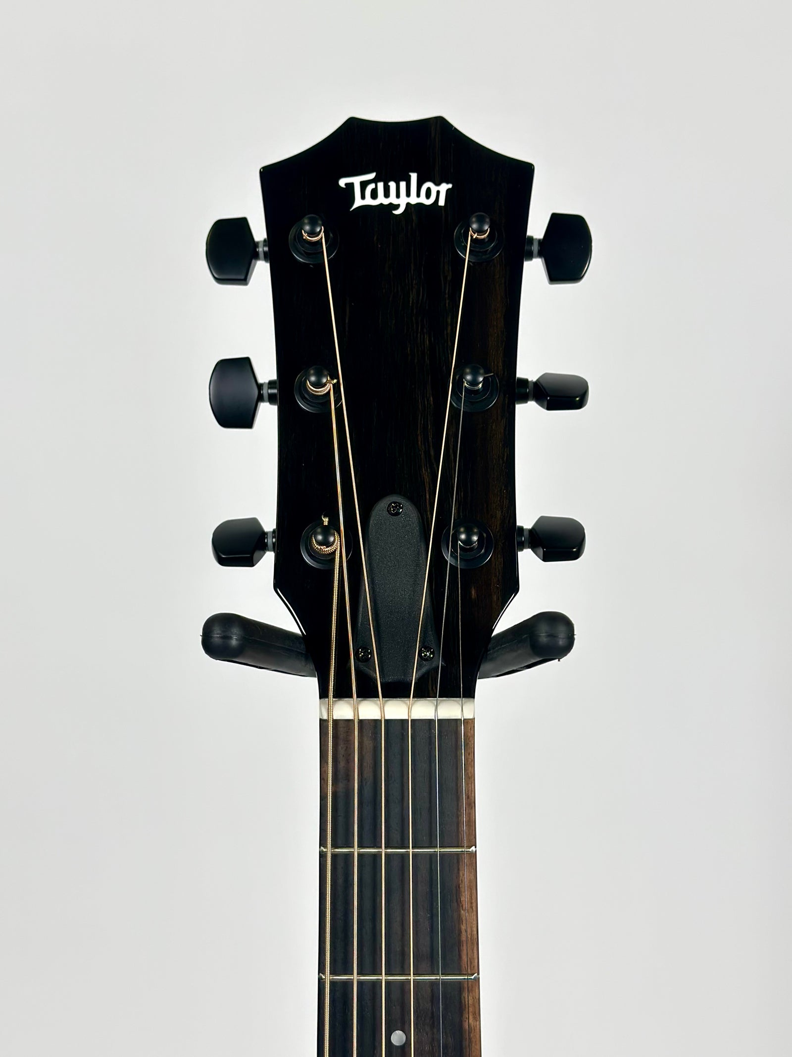 Taylor 214ce-BLK Plus