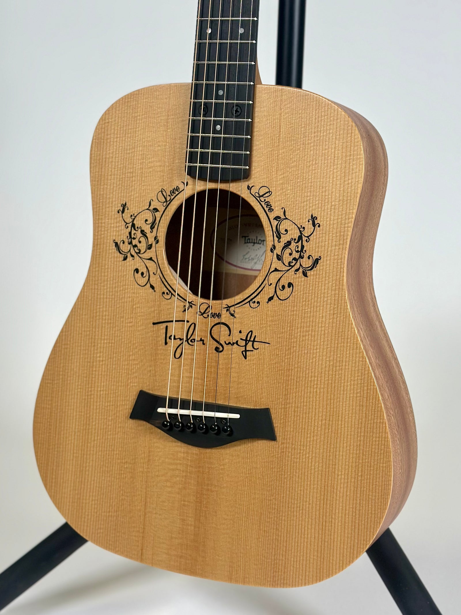 Taylor TS-BTe Taylor Swift Baby Taylor