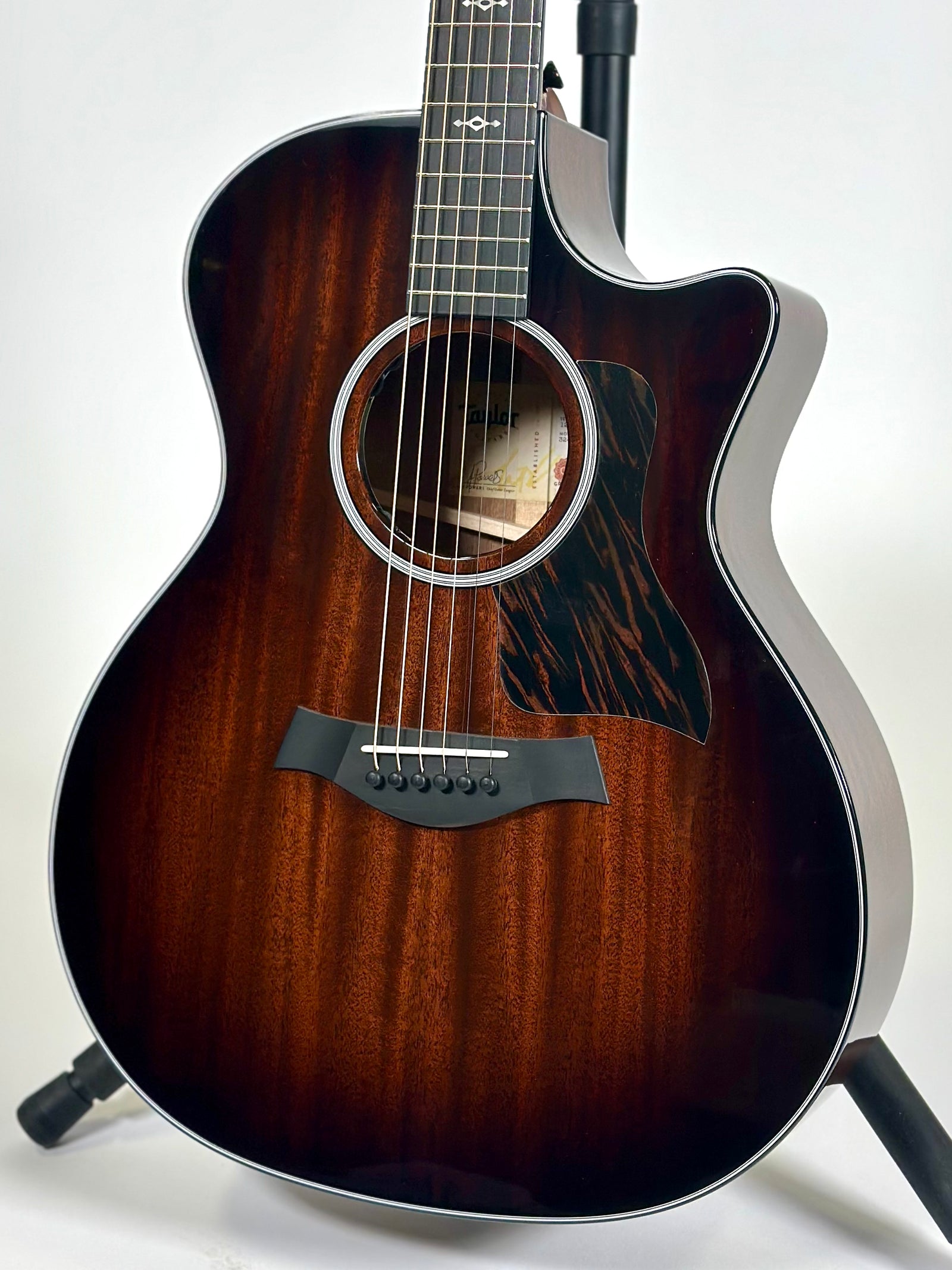 Taylor 324ce Next Generation, Shaded-Edge Burst, Tropical Mahogany