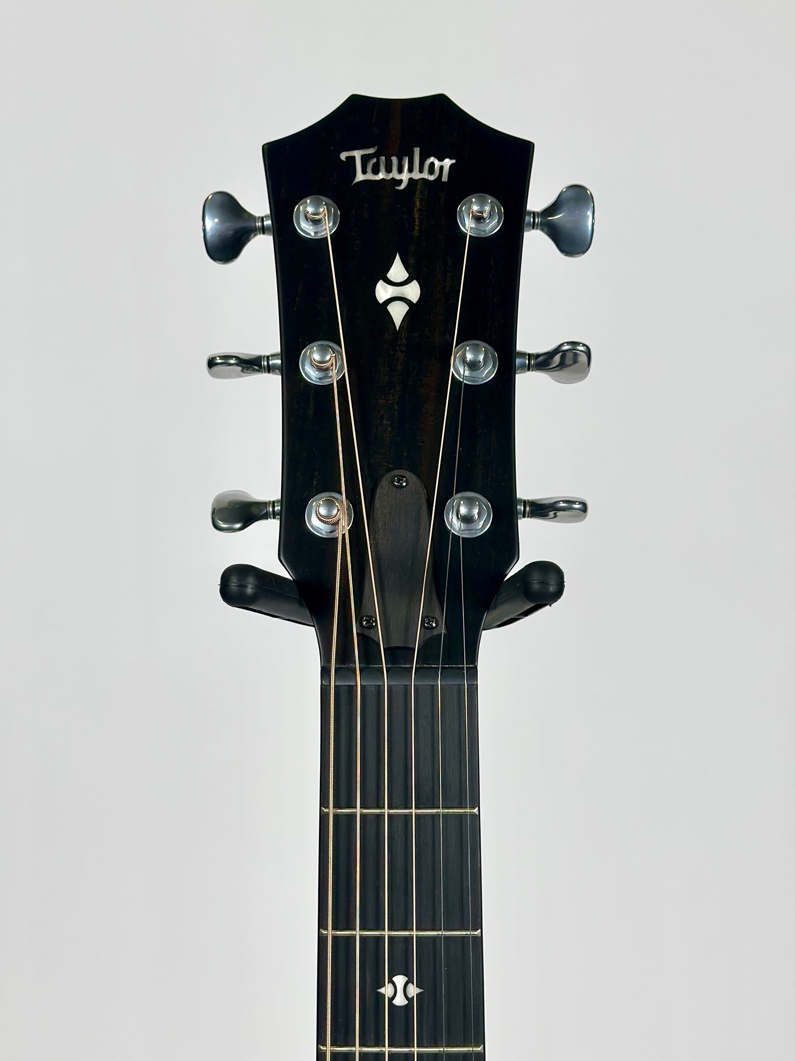 Taylor Builder's Edition 524ce, Mahogany/Ash