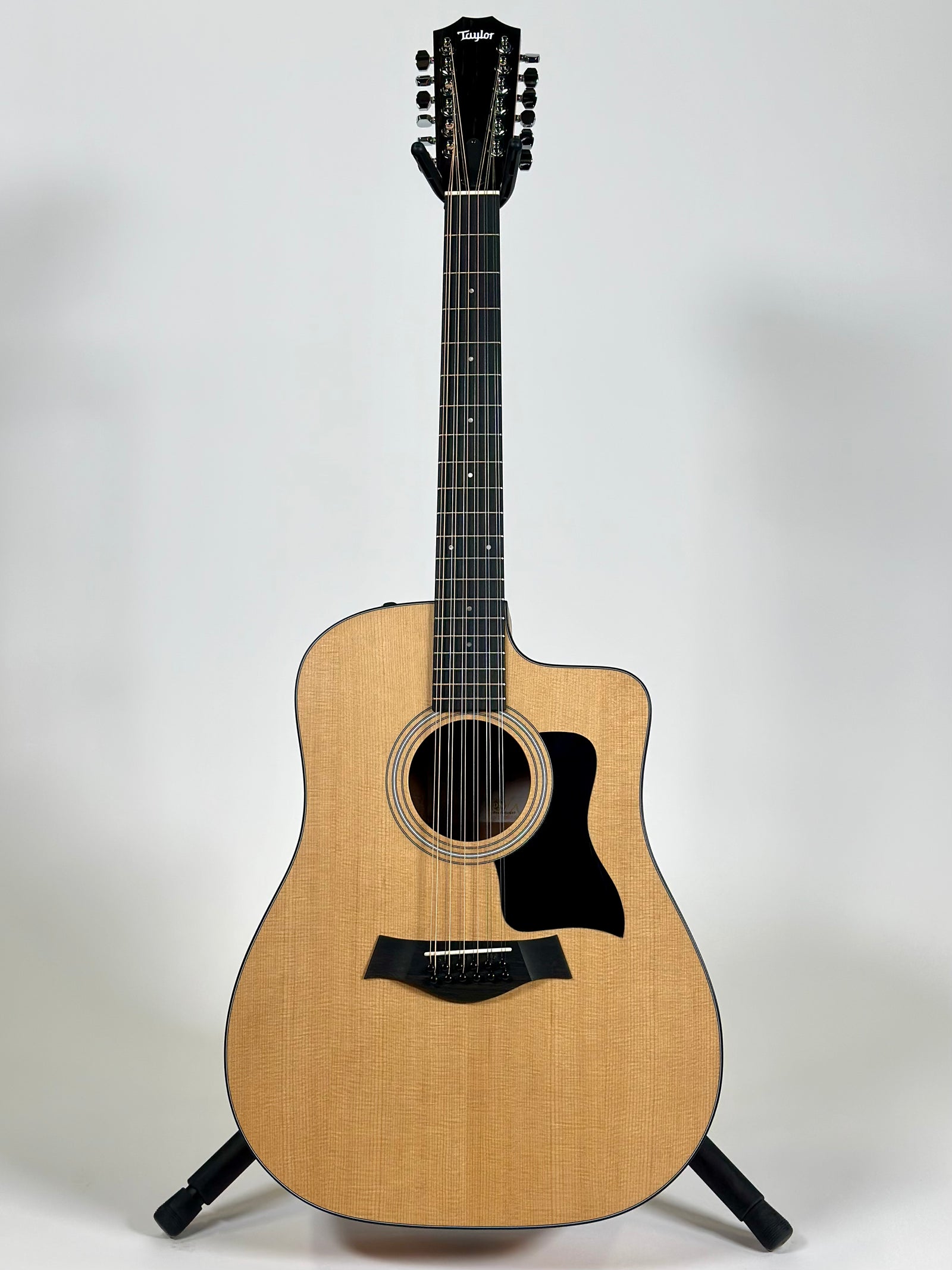 Taylor 150ce, Spruce/Sapele